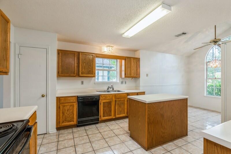 NICEVILLE CREEK SIDE (222202.00) - Residential