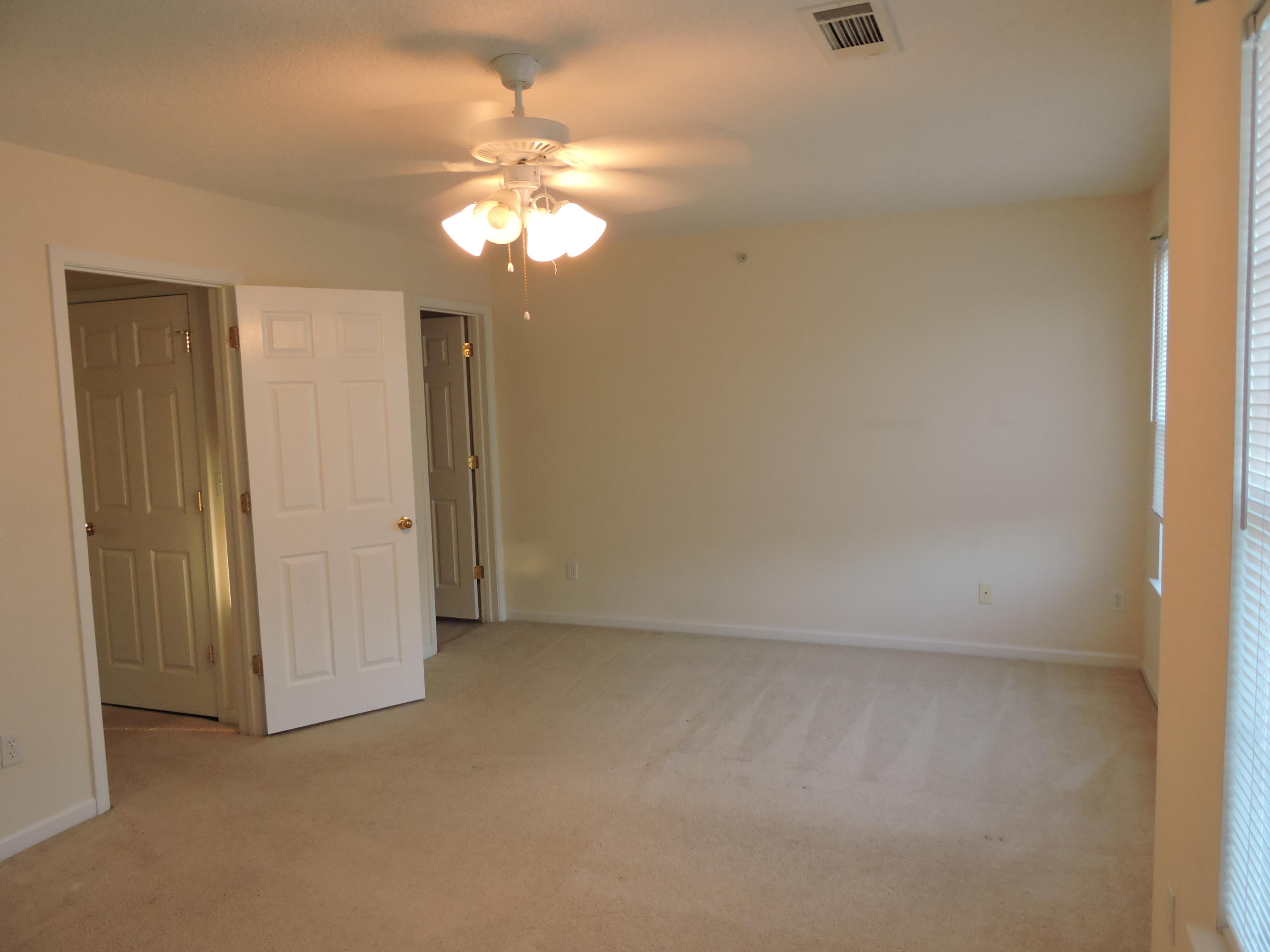 ROLLING PINES - Residential Lease