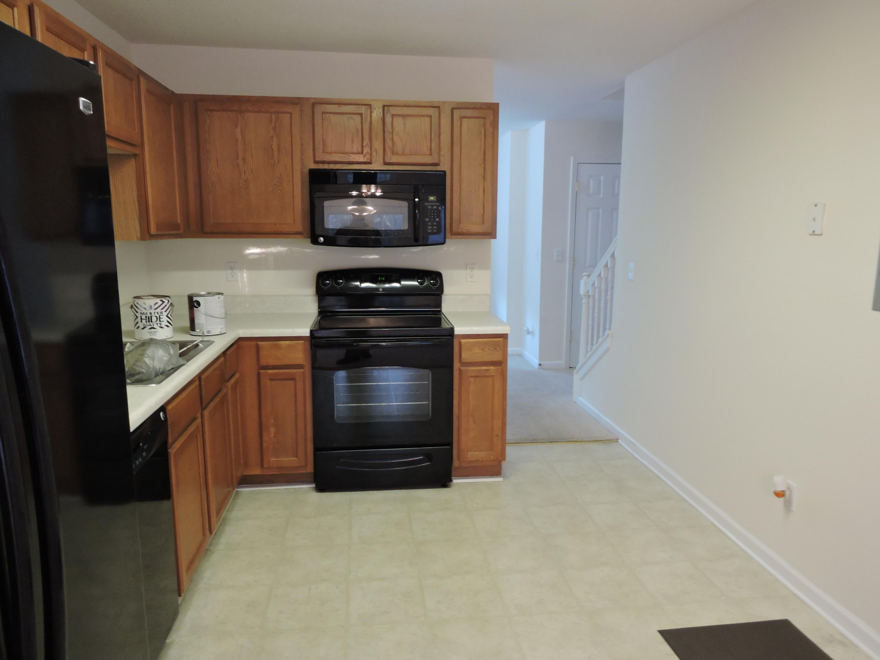 ROLLING PINES - Residential Lease