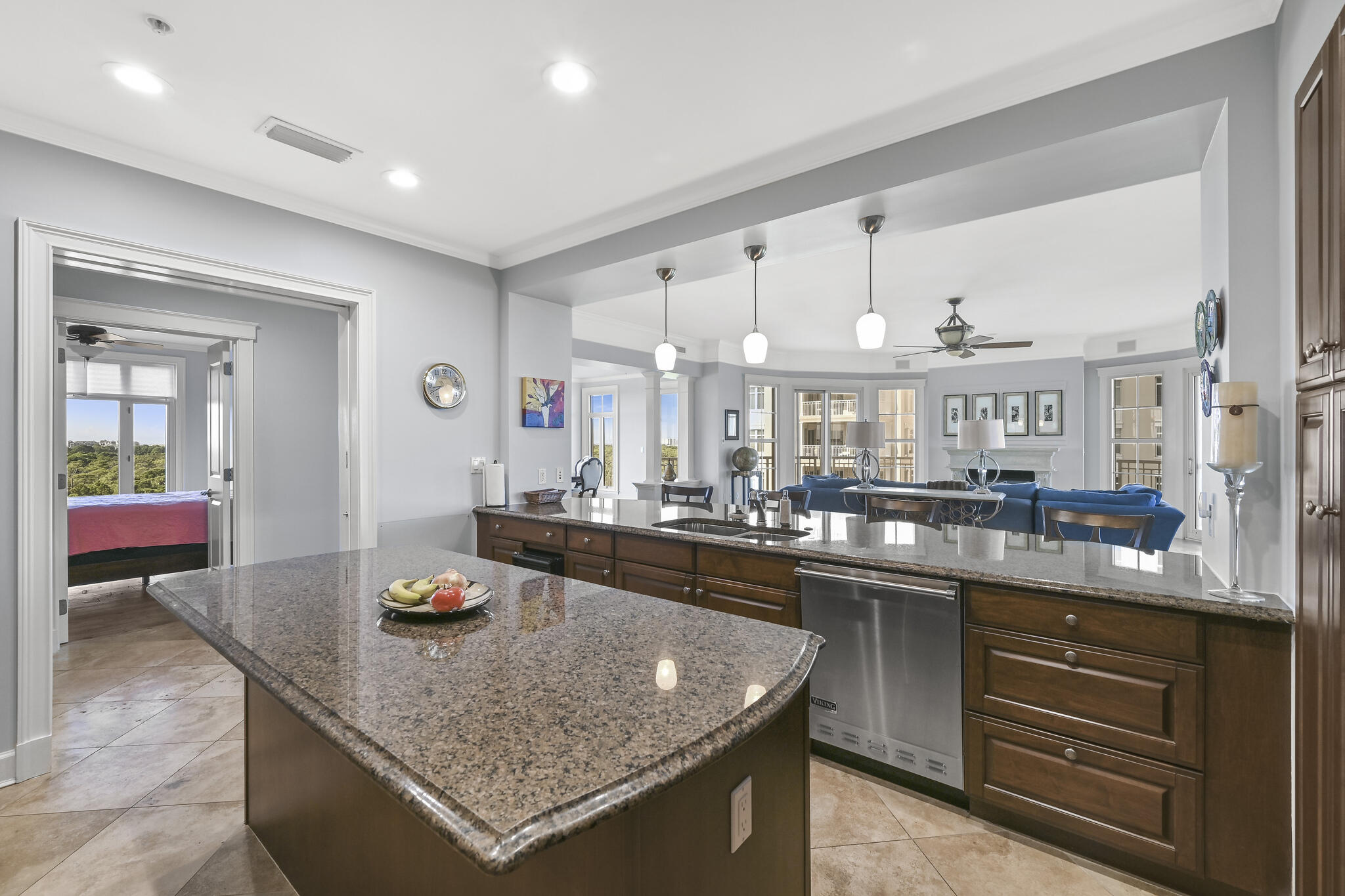 ONE WATER PLACE - Residential