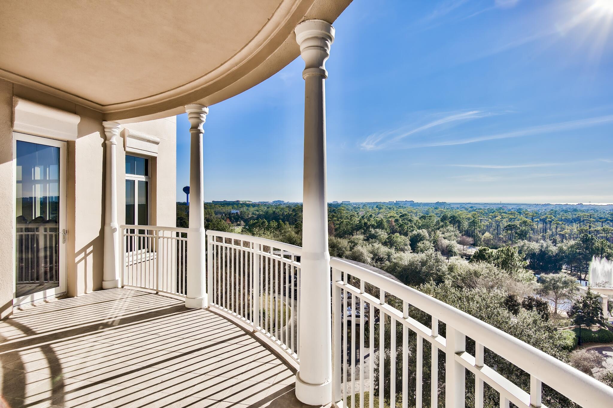 ONE WATER PLACE - Residential