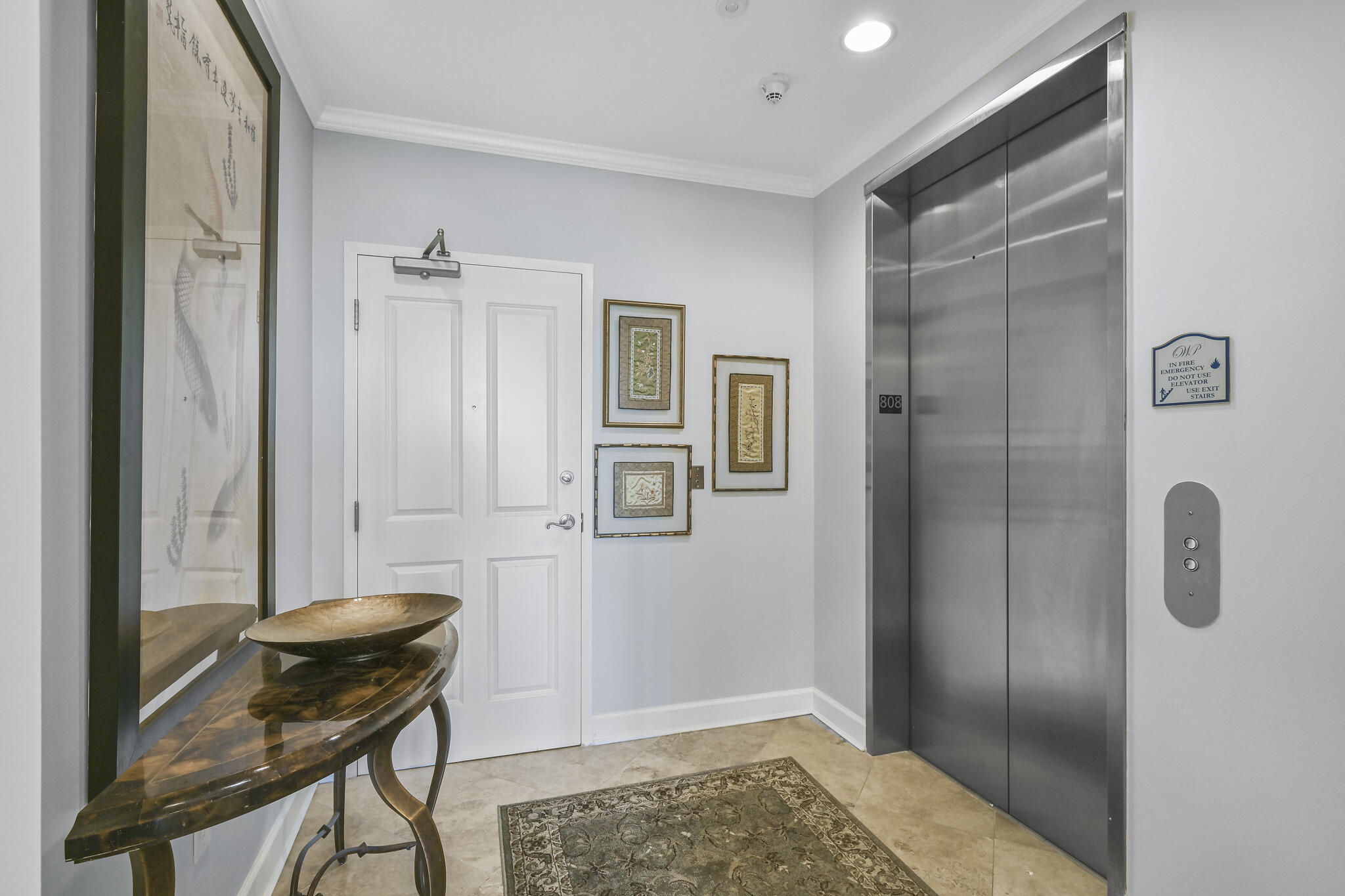 ONE WATER PLACE - Residential