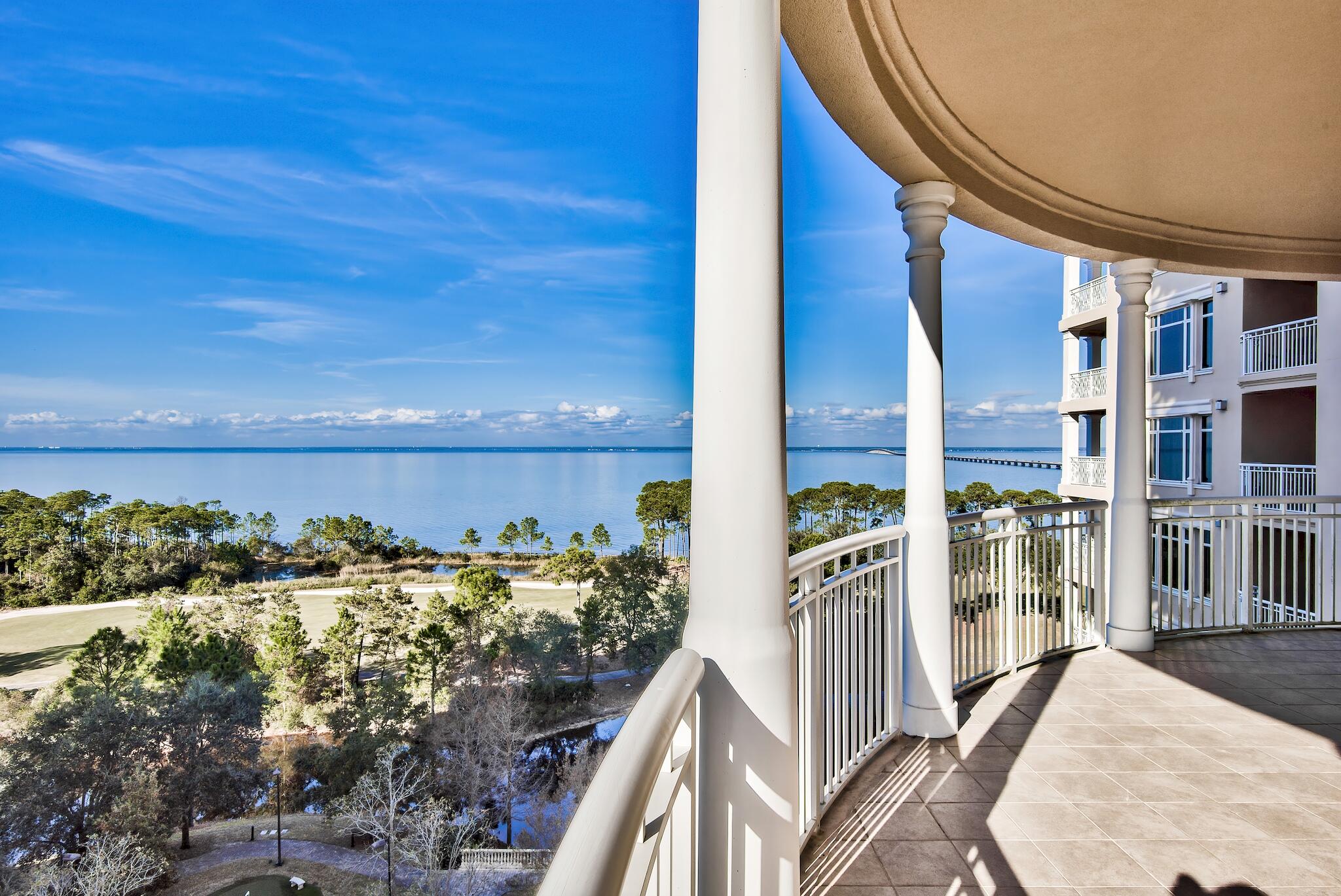 ONE WATER PLACE - Residential