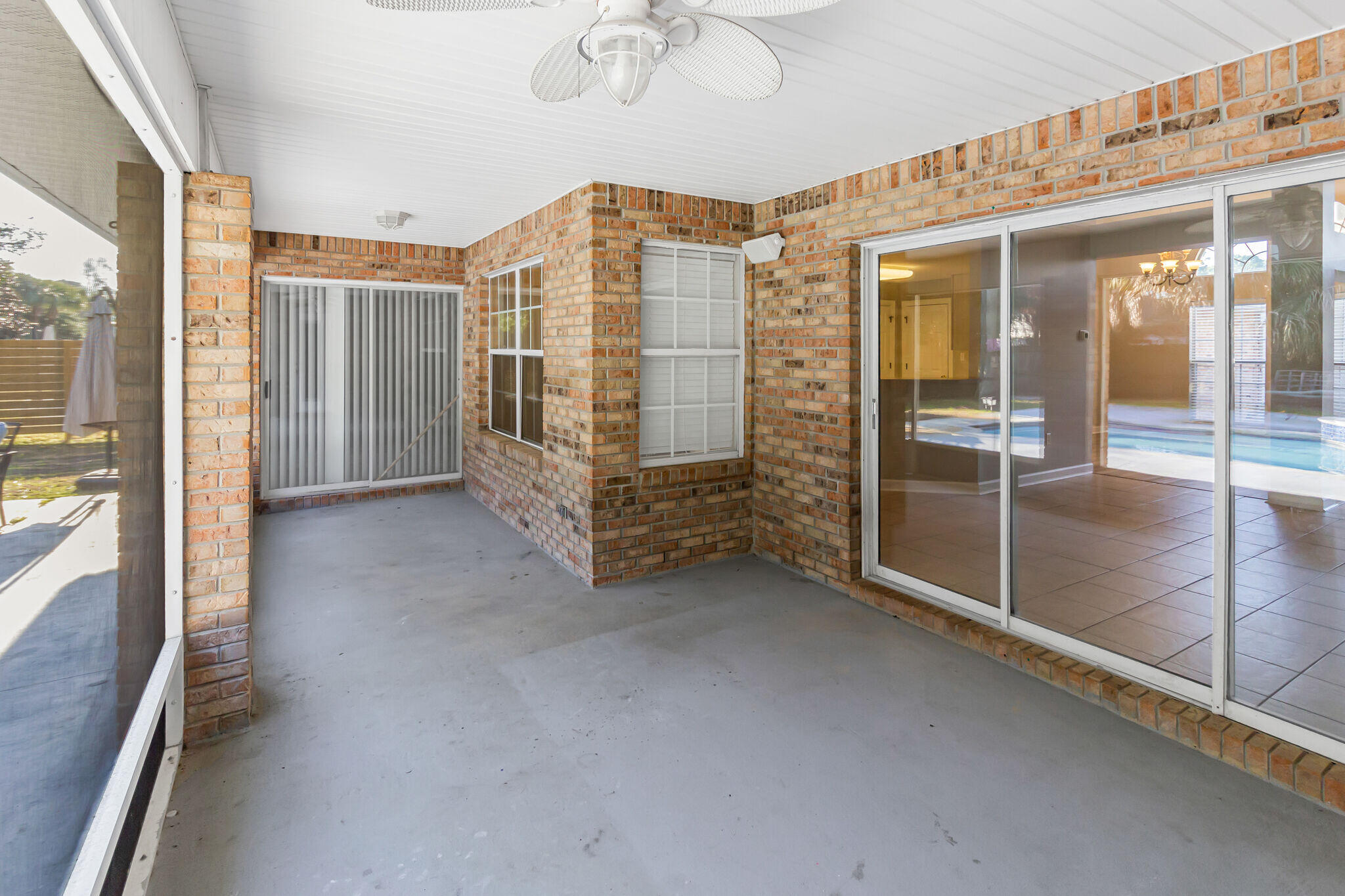 RAINTREE ESTATES - Residential Lease