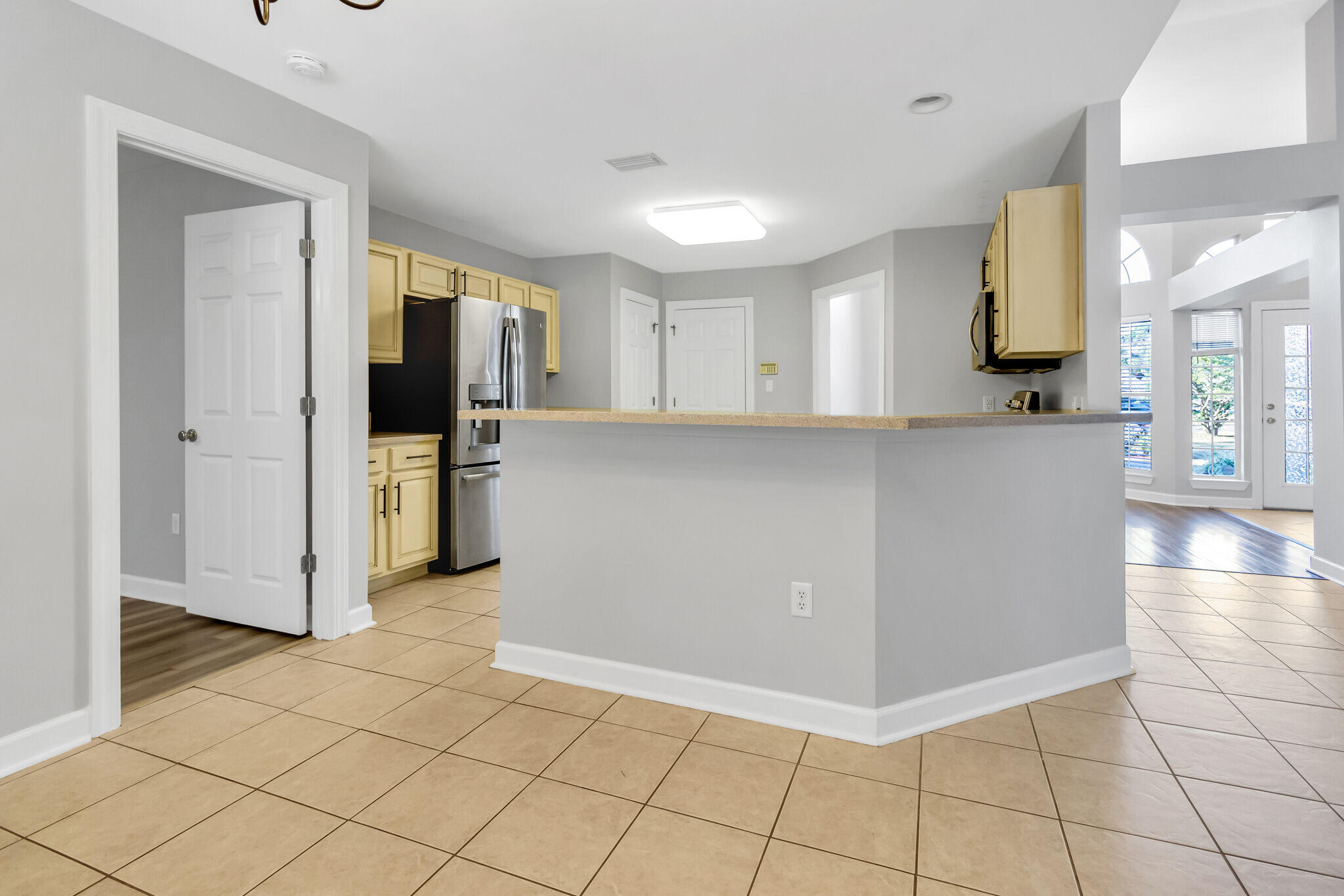 RAINTREE ESTATES - Residential Lease