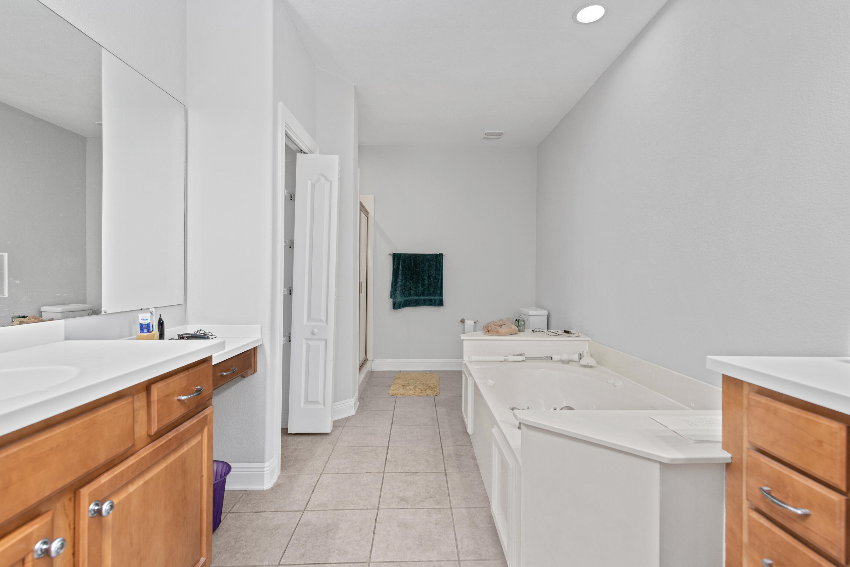 DIAMOND LAKES - Residential