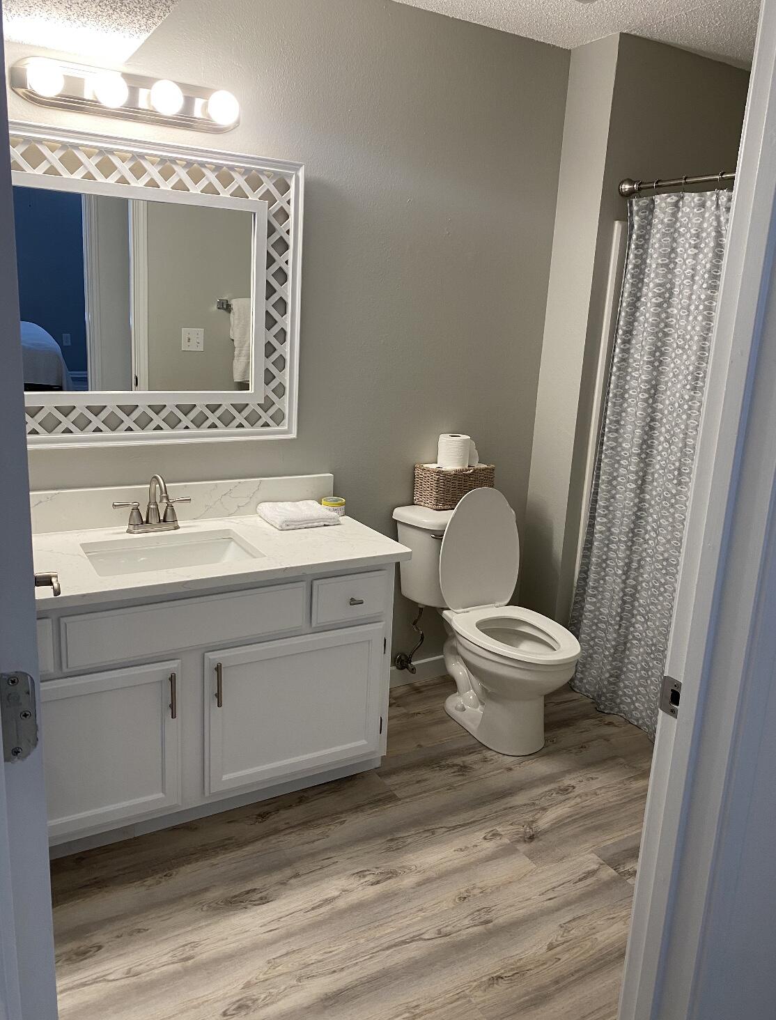 INDIAN LAKE - Residential