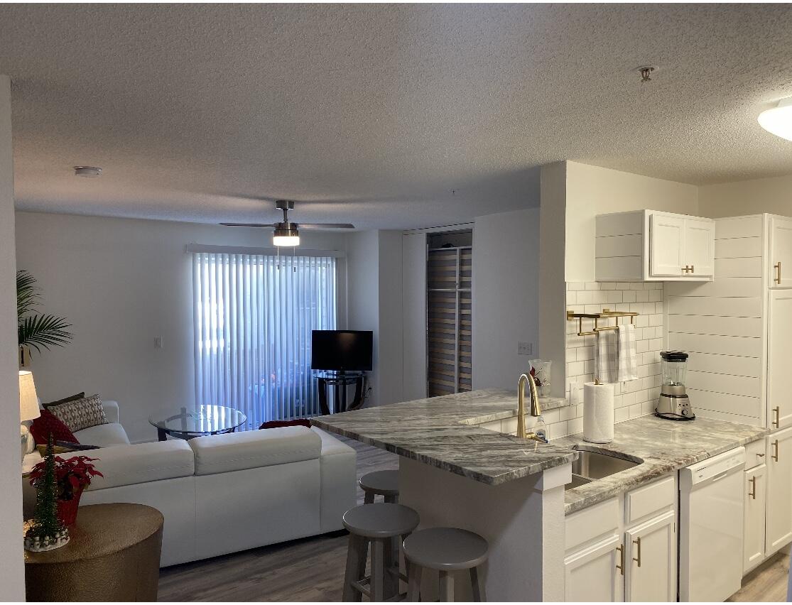 INDIAN LAKE - Residential