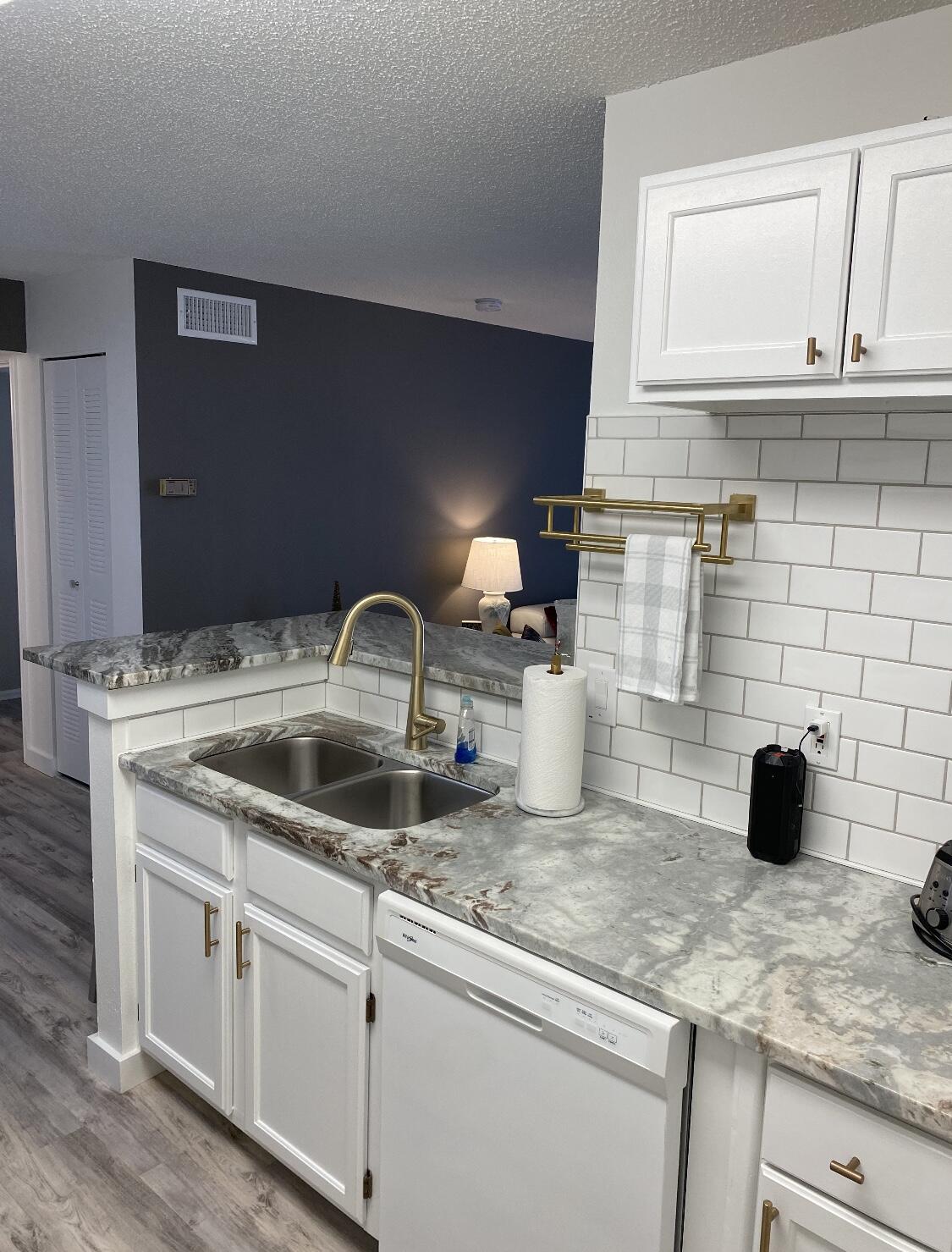 INDIAN LAKE - Residential