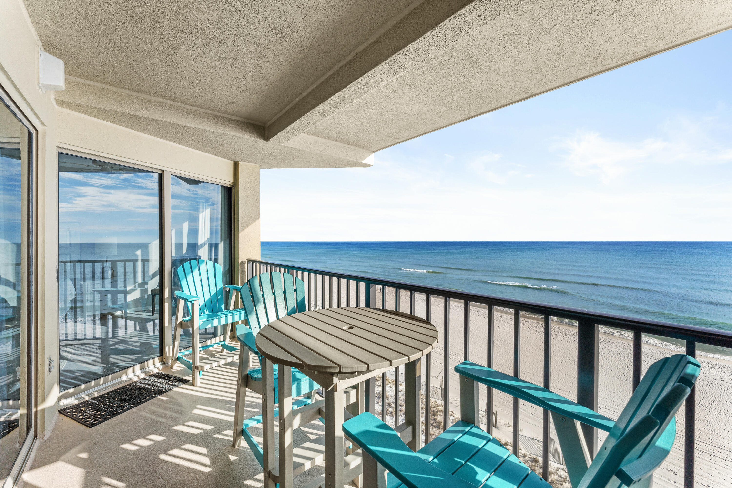 EMERALD TOWERS WEST CONDO - Residential