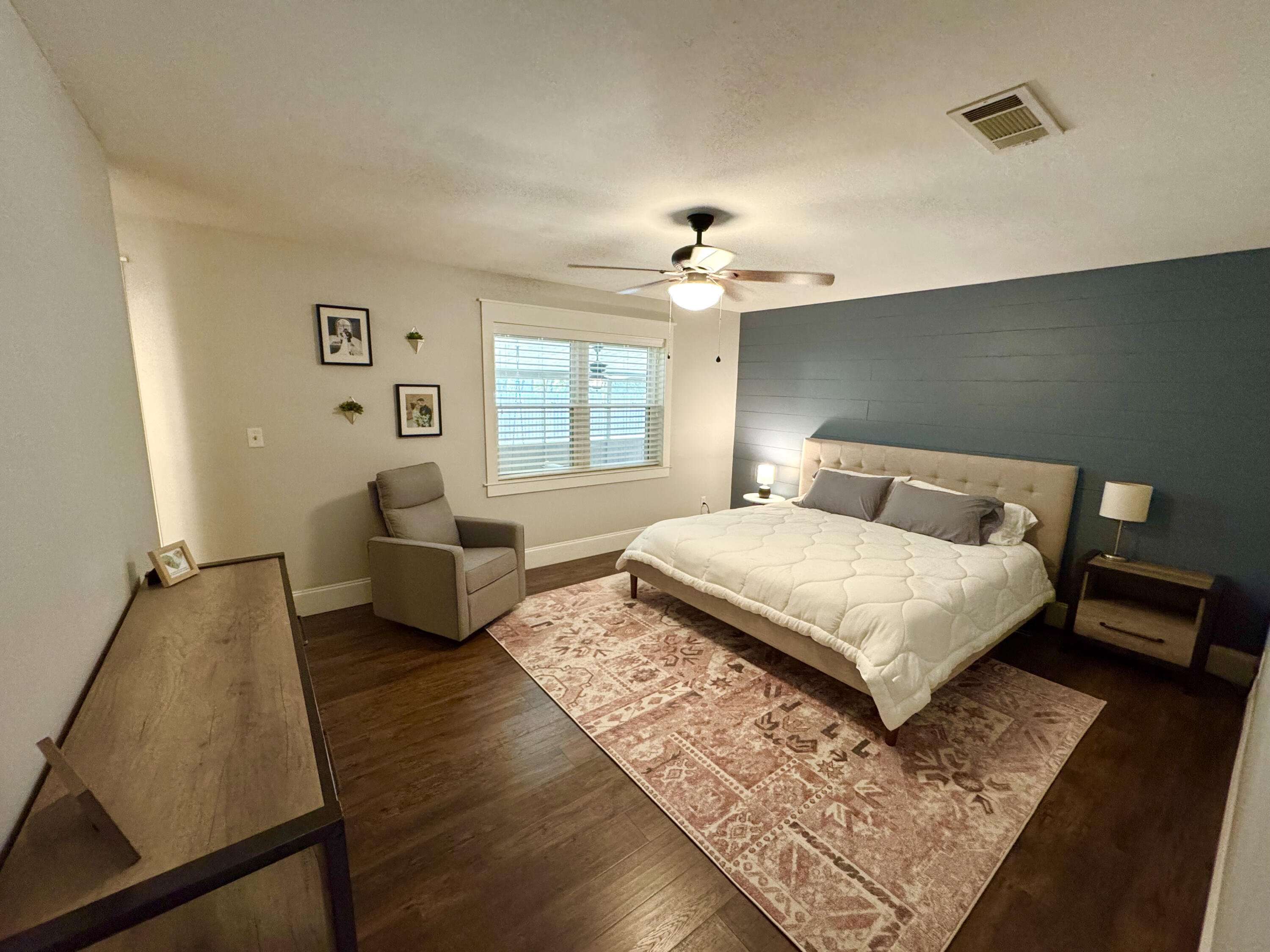 PINEWOOD ESTATES - Residential Lease