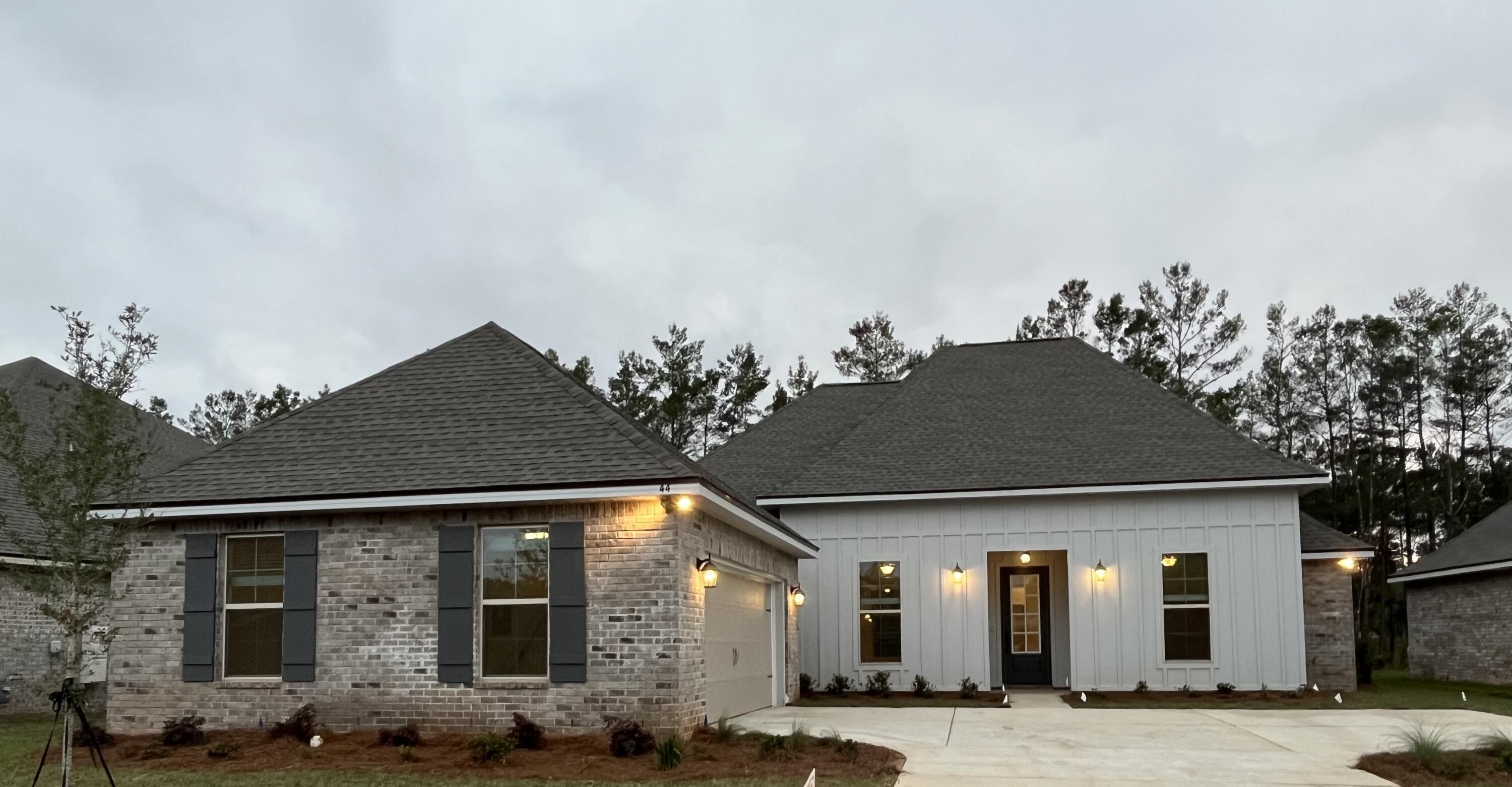 THE TRAILS AT HAMMOCK BAY - Residential