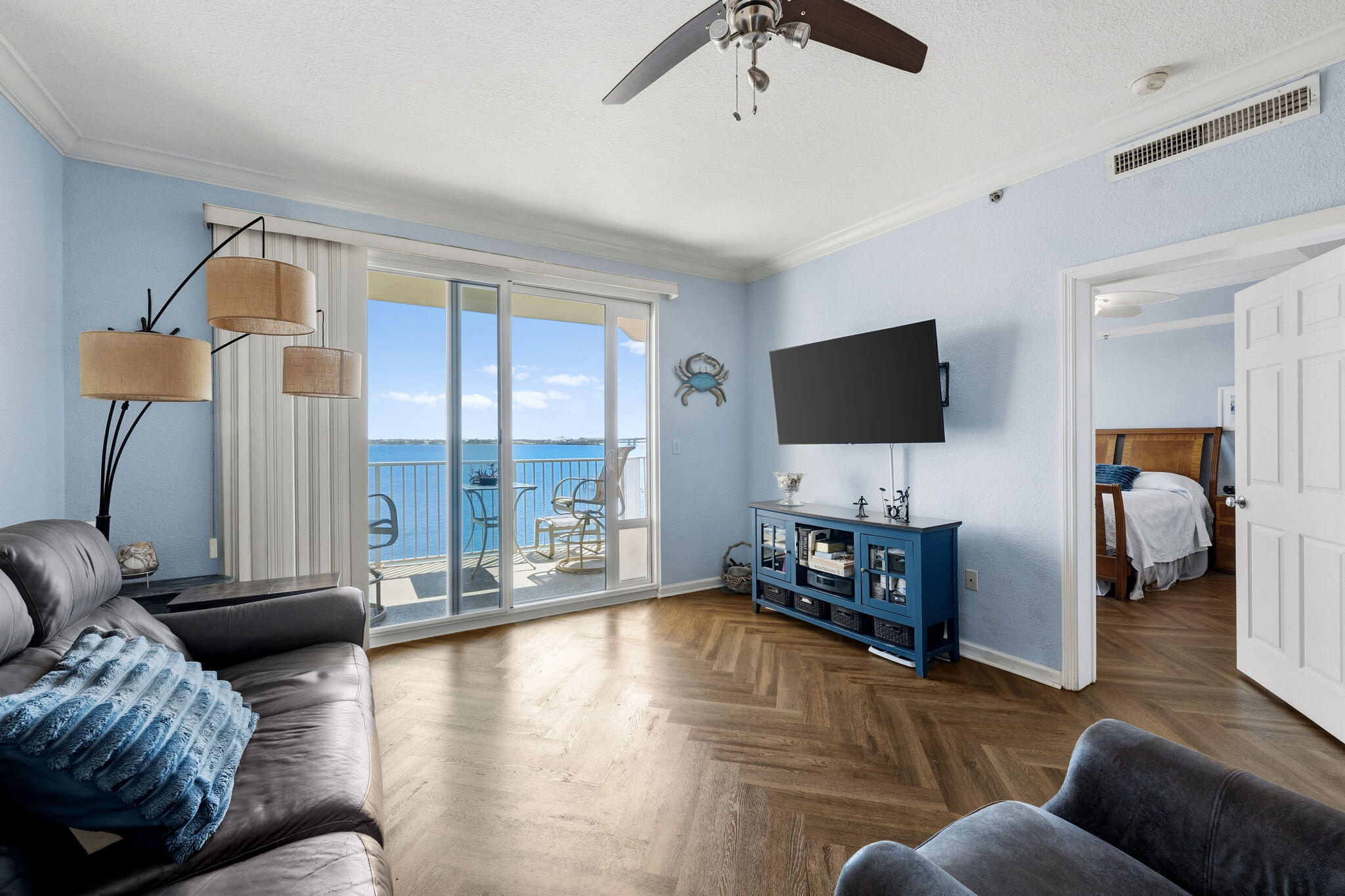 Hibiscus by the Bay Tower 1 - Residential