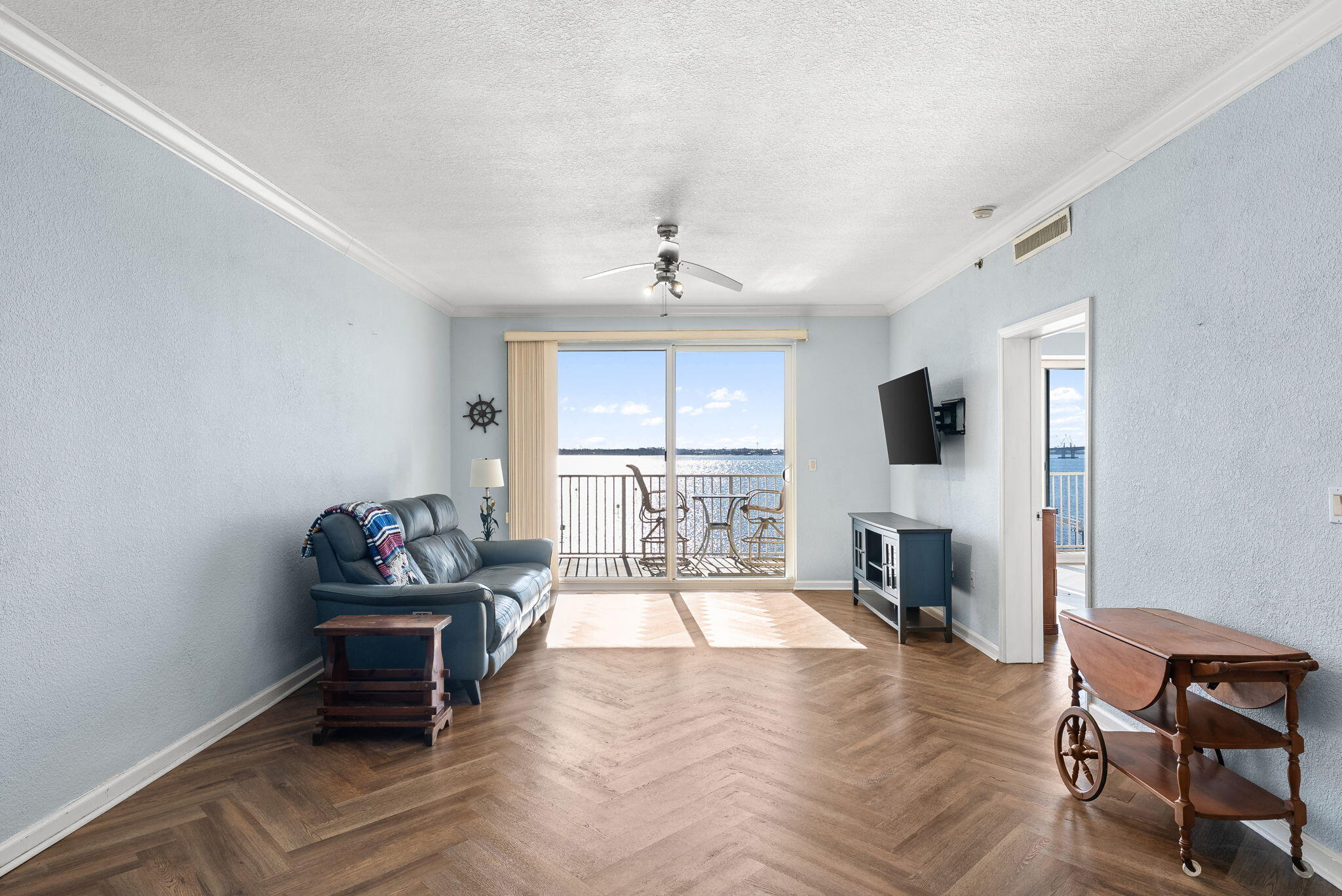 Hibiscus by the Bay Tower 1 - Residential