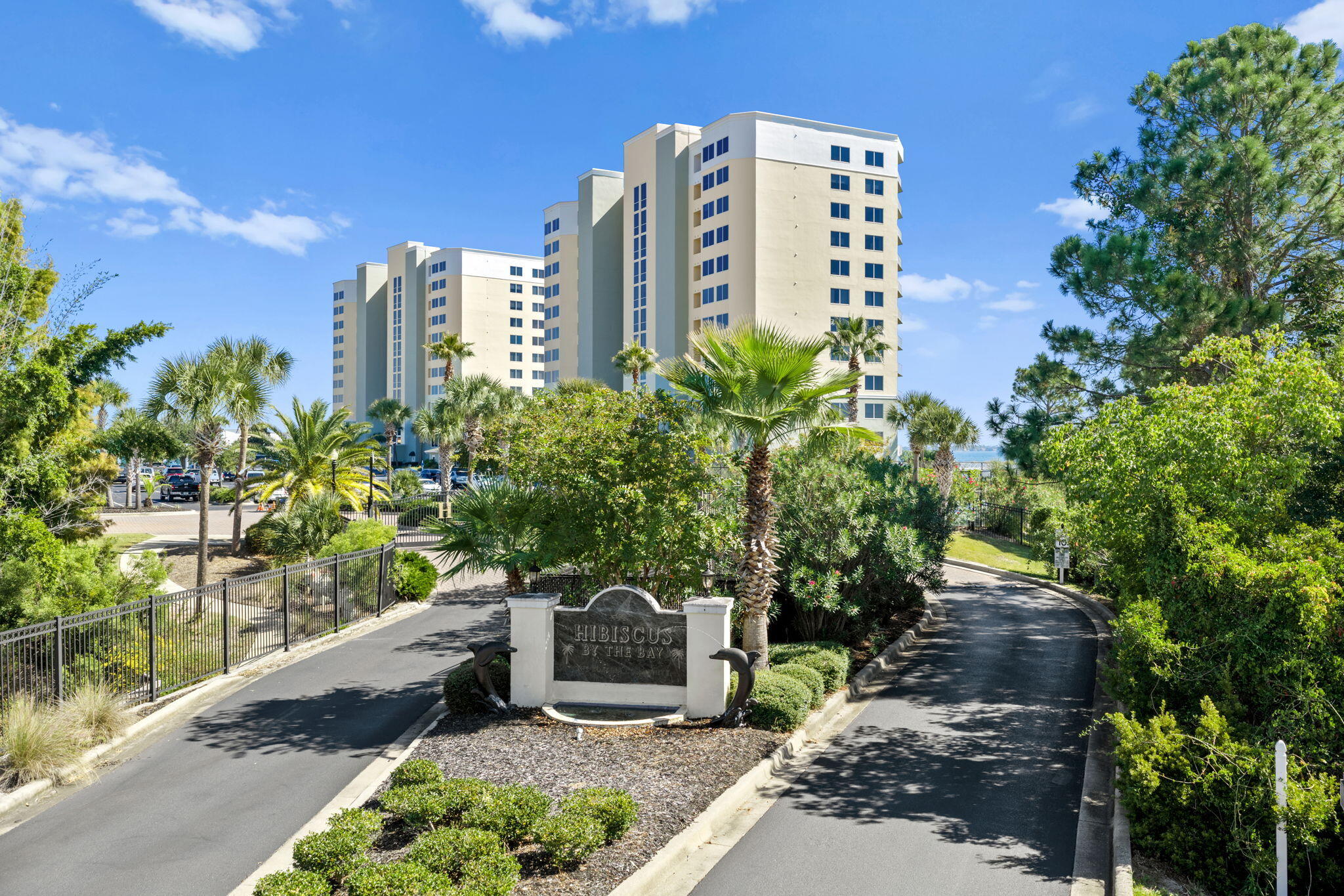 Hibiscus by the Bay Tower 1 - Residential