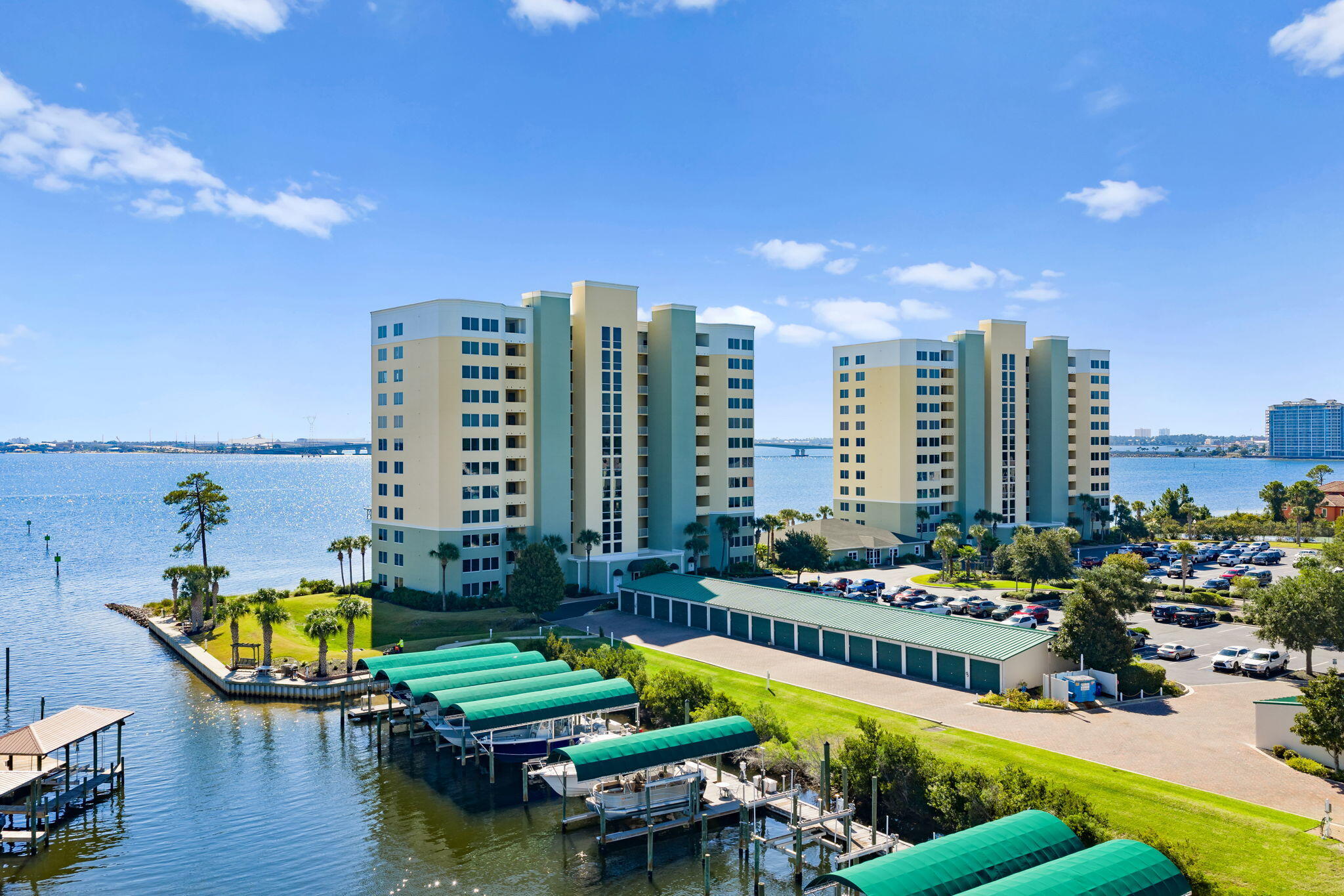 Hibiscus by the Bay Tower 1 - Residential