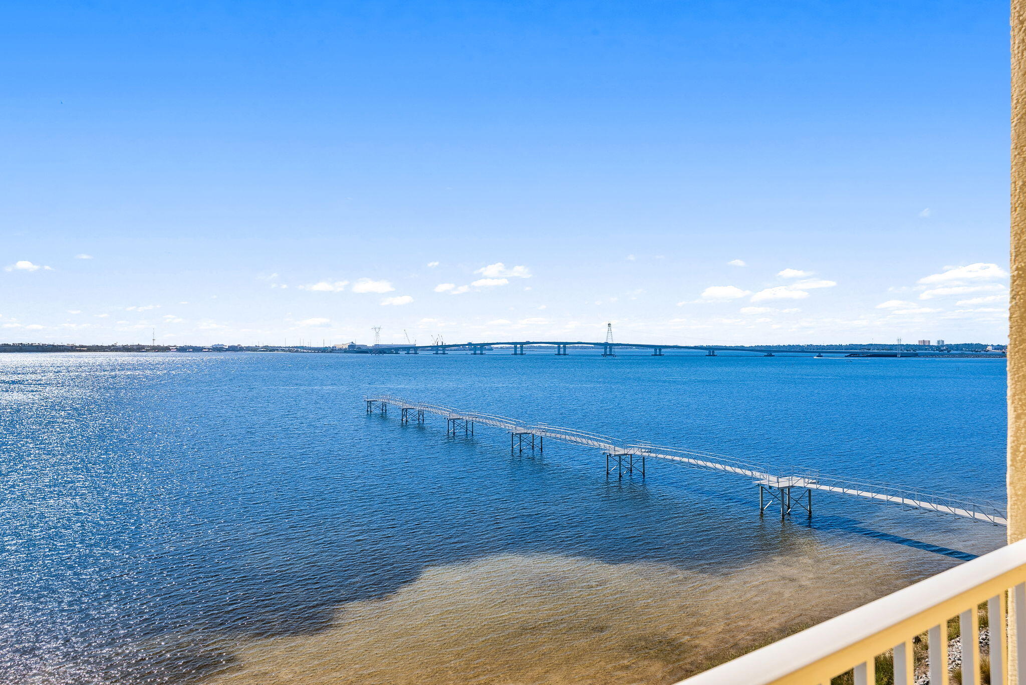 Hibiscus by the Bay Tower 1 - Residential