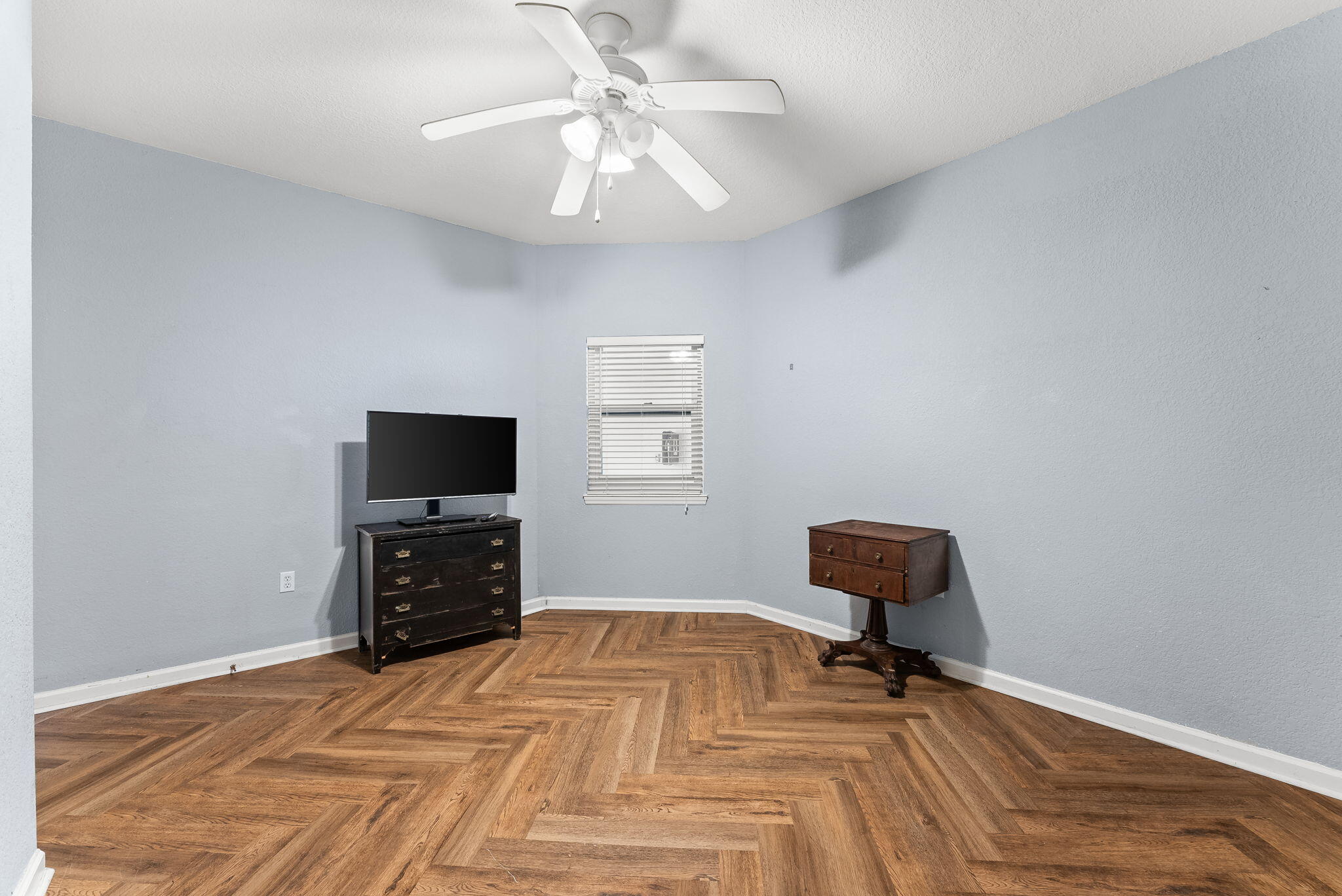 Hibiscus by the Bay Tower 1 - Residential