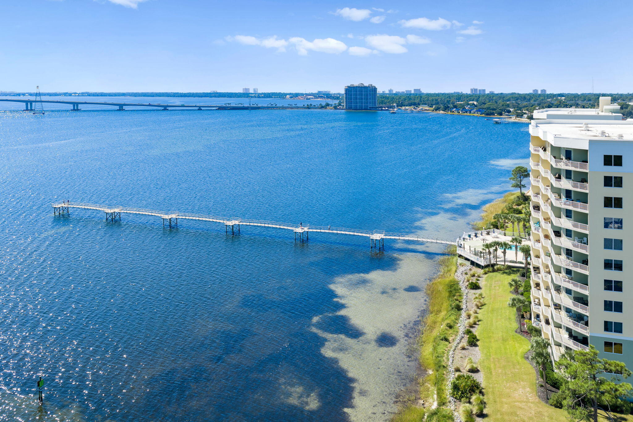 Hibiscus by the Bay Tower 1 - Residential