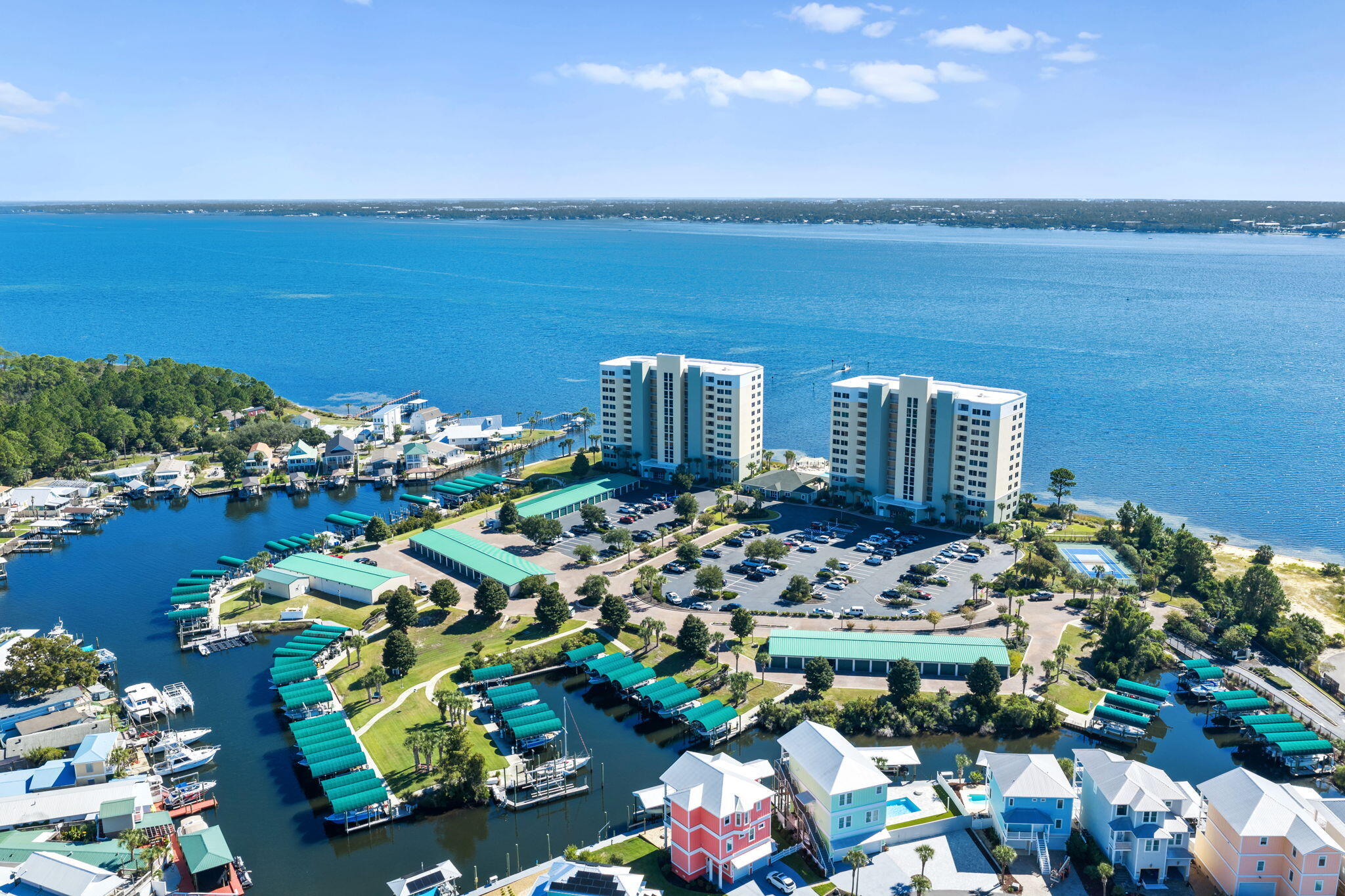 Hibiscus by the Bay Tower 1 - Residential