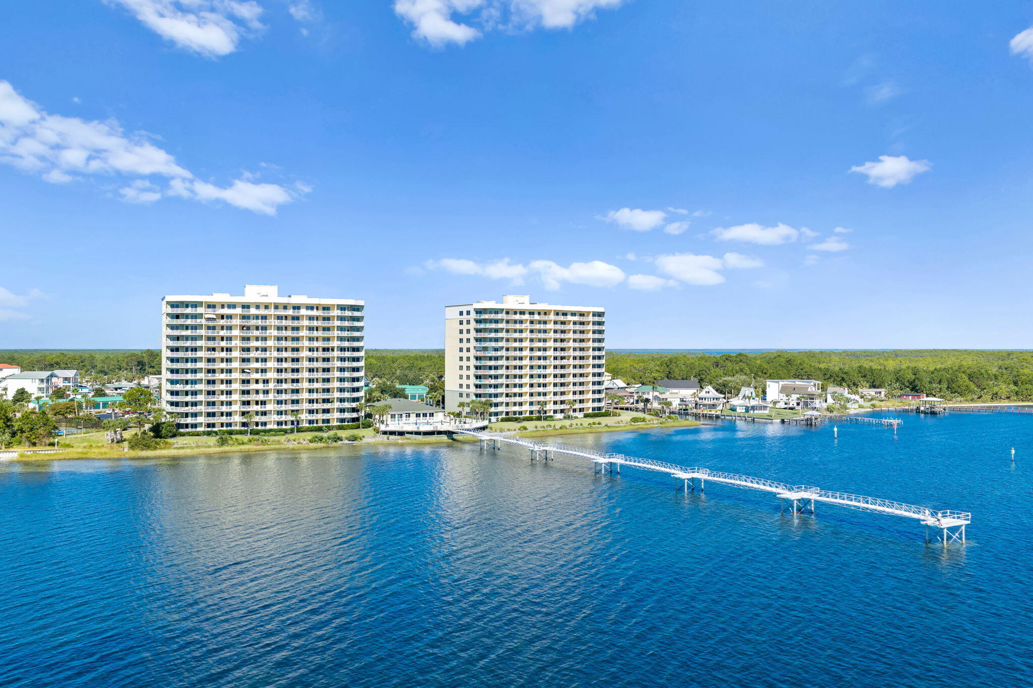Hibiscus by the Bay Tower 1 - Residential