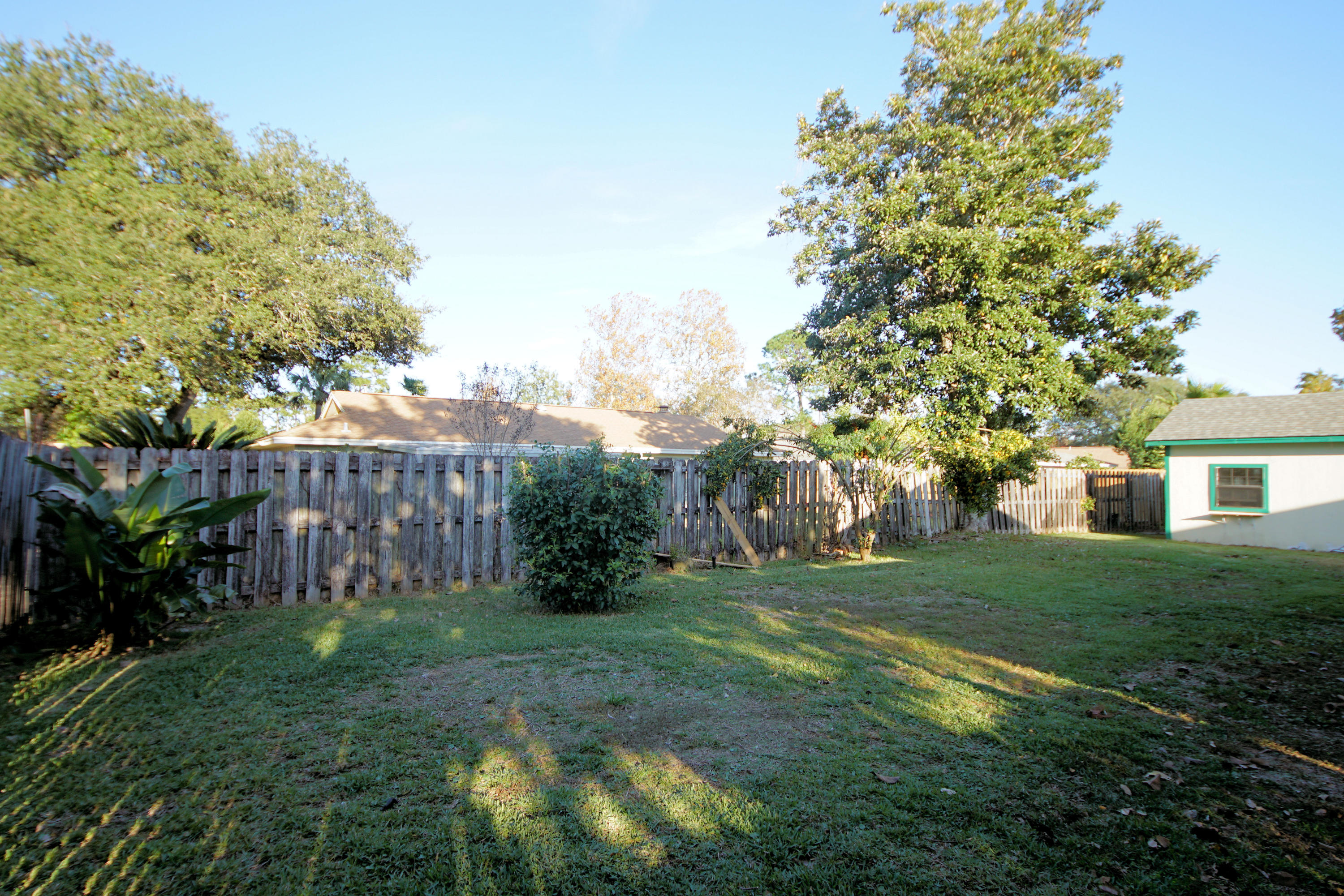 LAKE LORRAINE ESTATES 3 - Residential