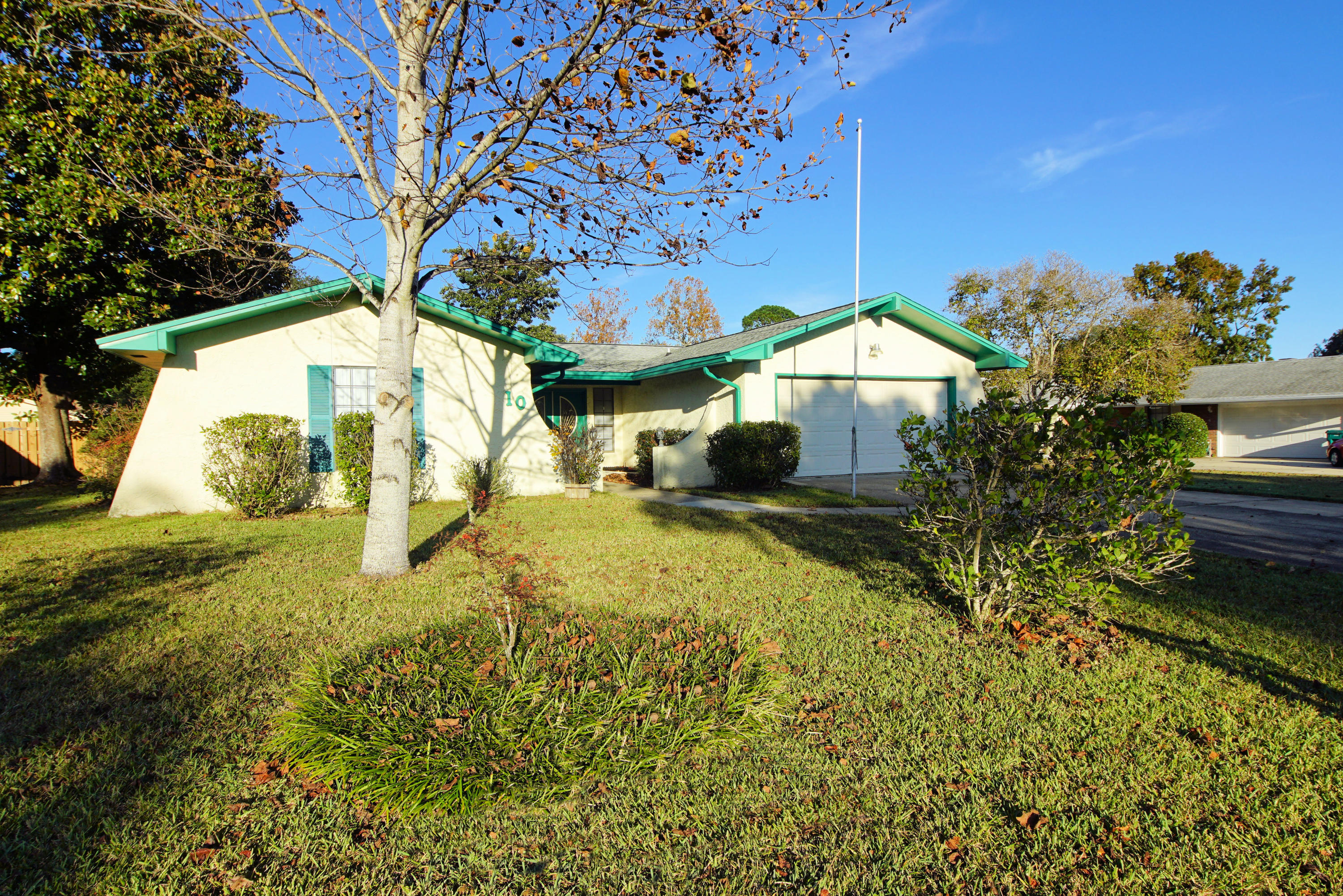 LAKE LORRAINE ESTATES 3 - Residential