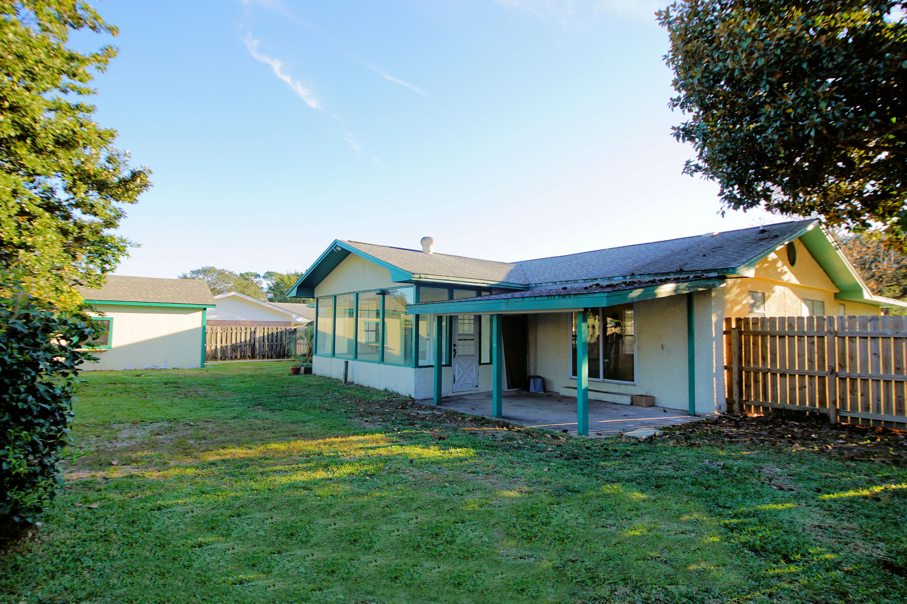 LAKE LORRAINE ESTATES 3 - Residential