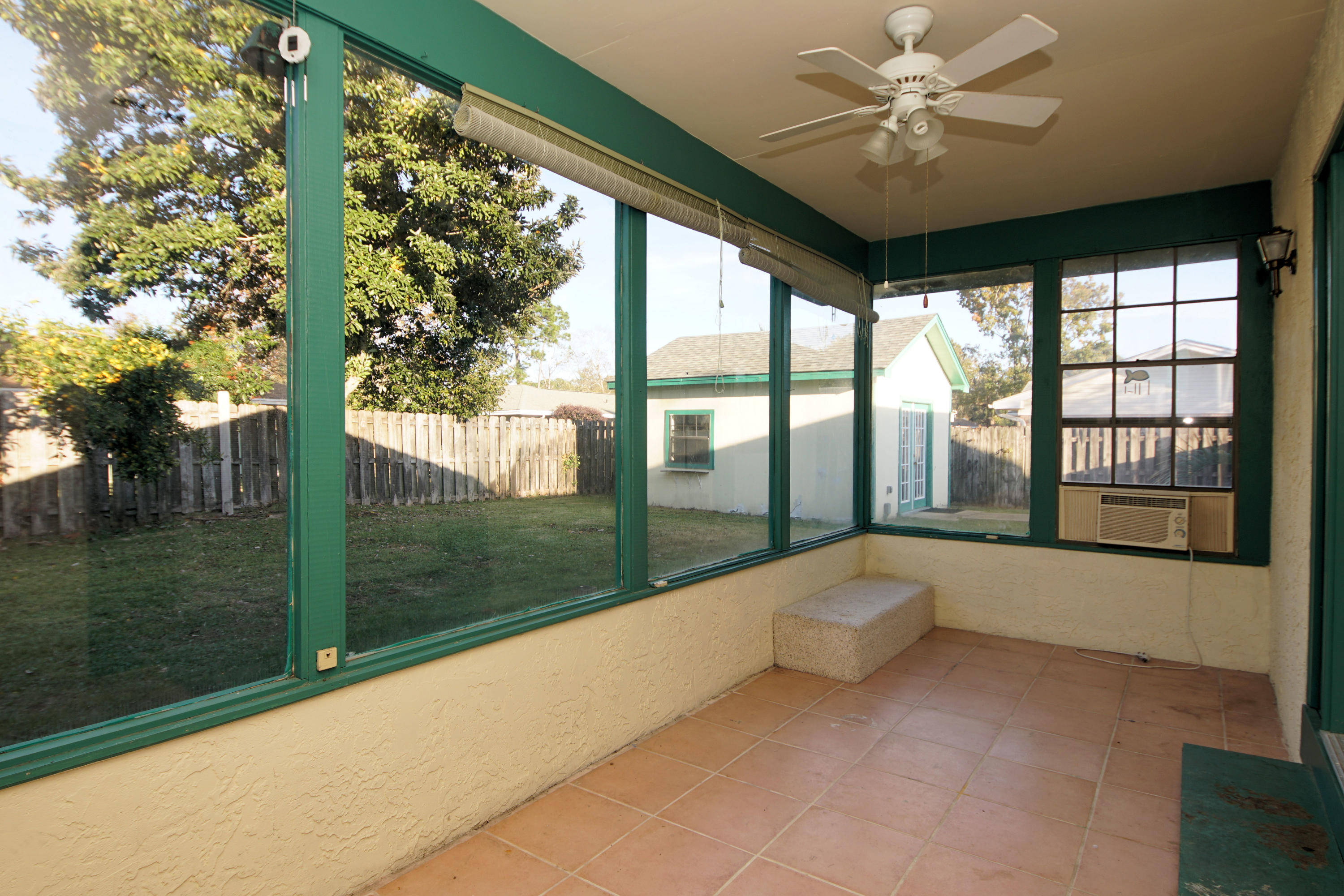 LAKE LORRAINE ESTATES 3 - Residential