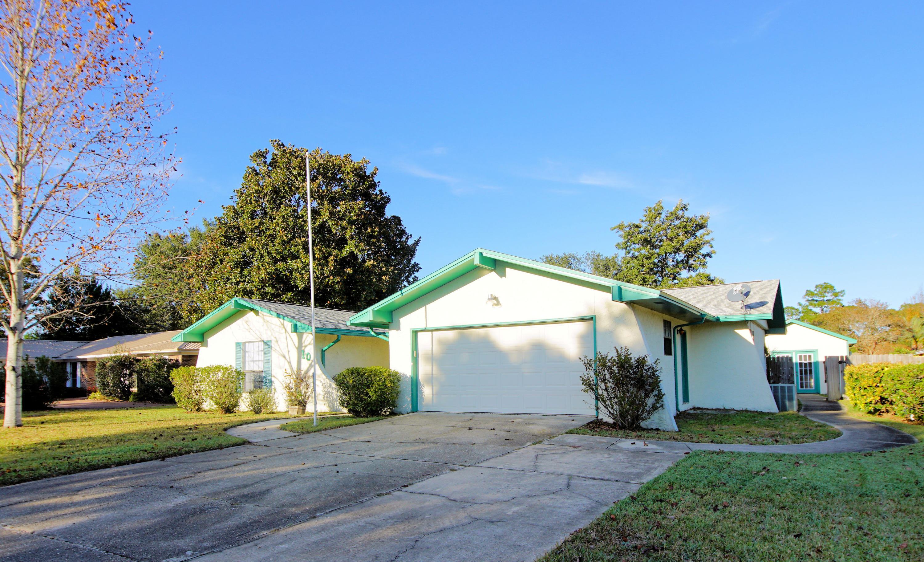 LAKE LORRAINE ESTATES 3 - Residential