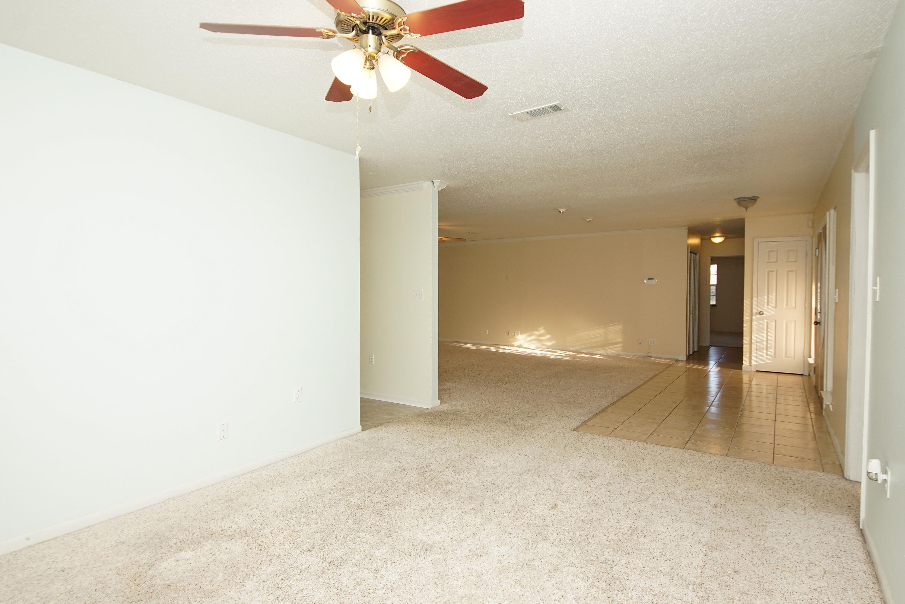 LAKE LORRAINE ESTATES 3 - Residential