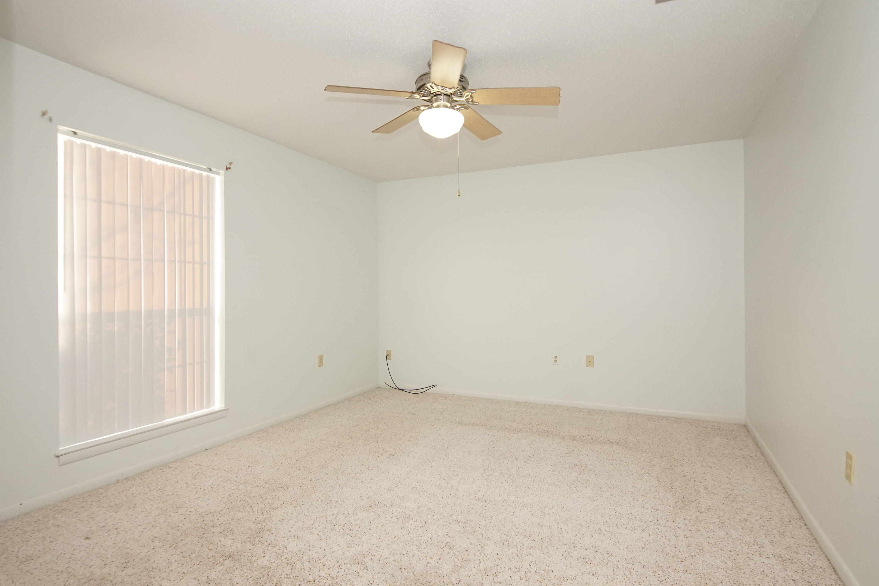 LAKE LORRAINE ESTATES 3 - Residential