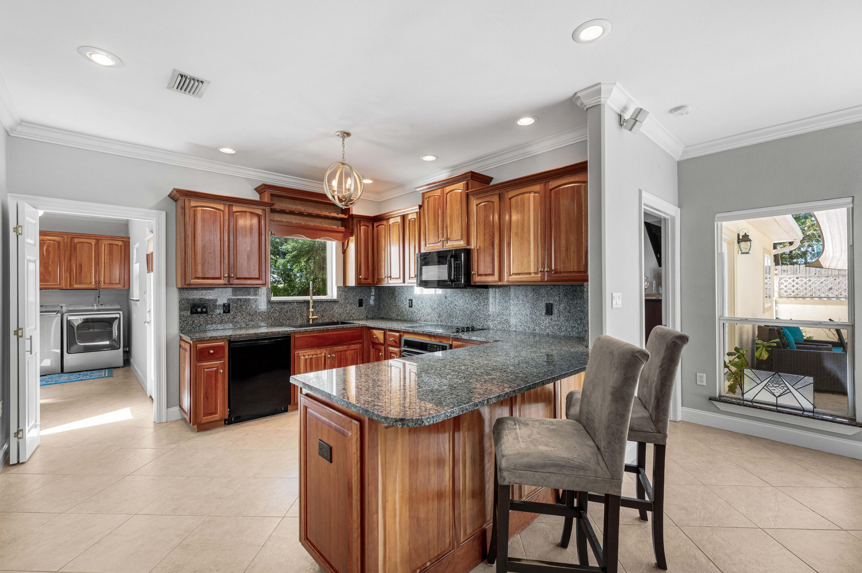 MOORES LANDING - Residential
