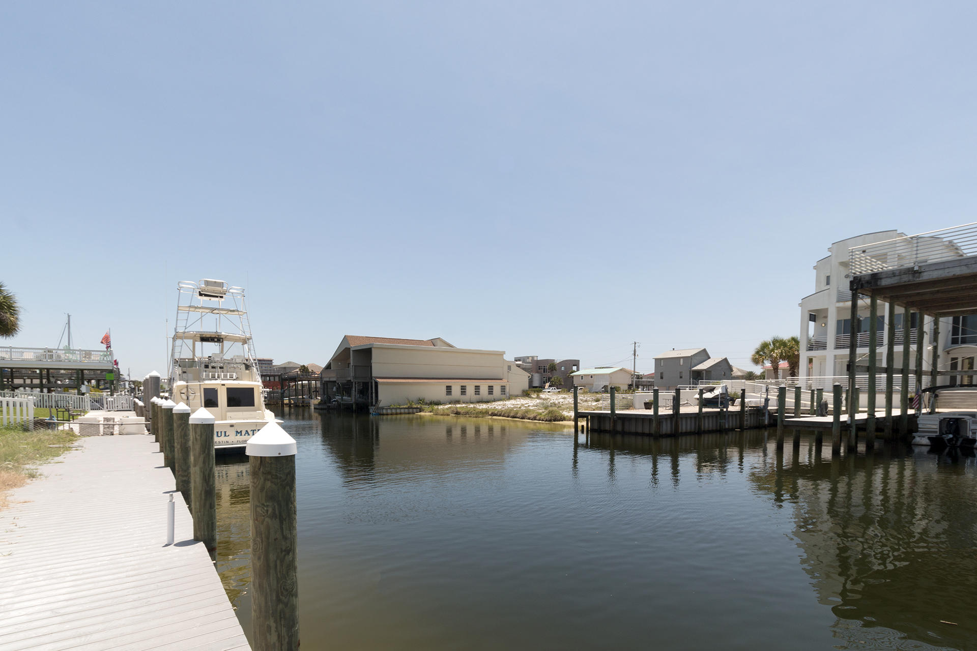 HOLIDAY ISLE - Residential