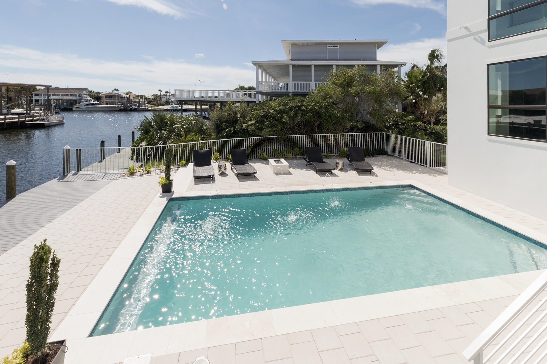 HOLIDAY ISLE - Residential