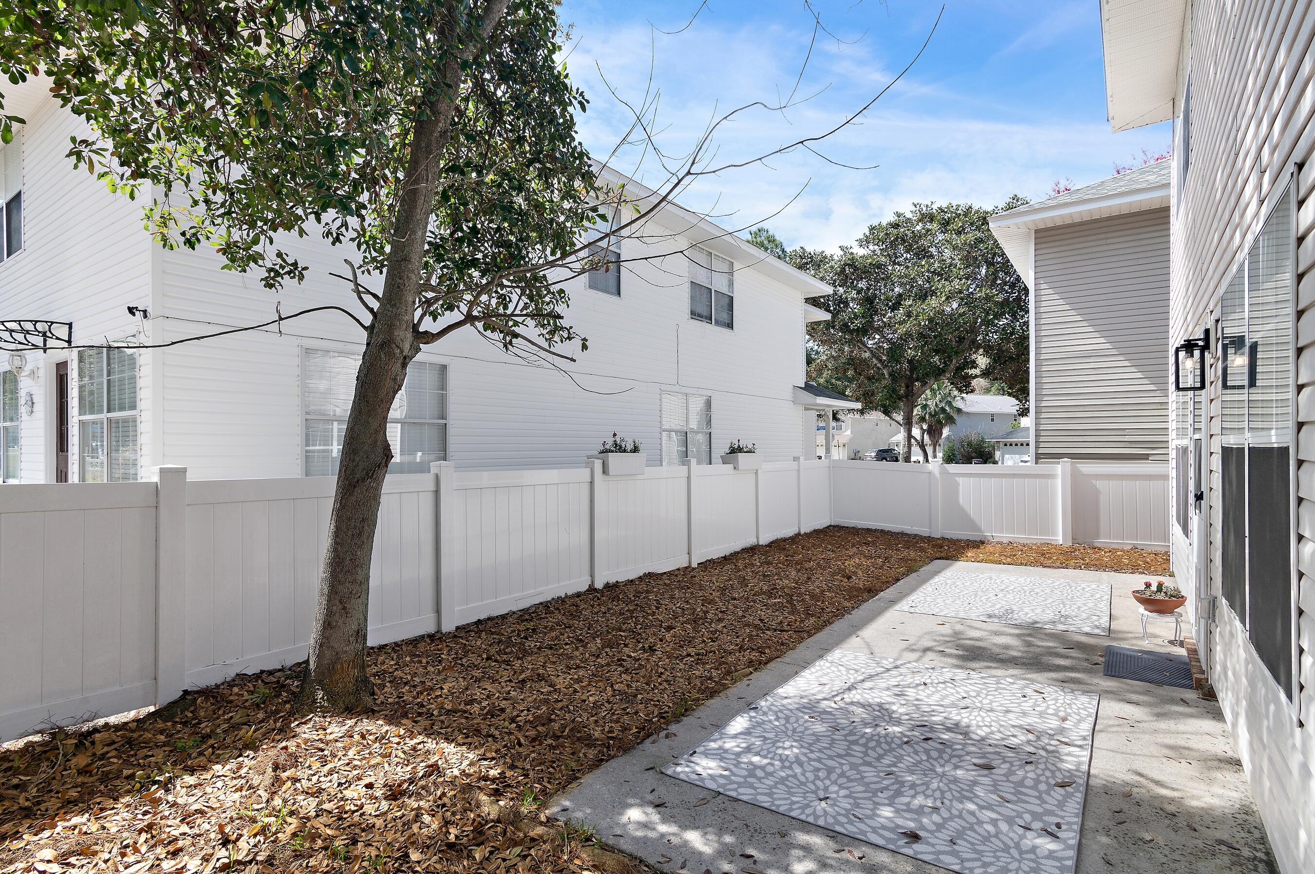 Twin Lakes S/D - Residential