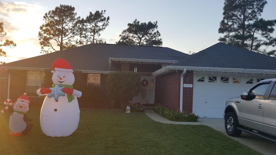 Navarre 4 Bedroom 2 Bath Lovely-immaculately detailed Brick Home-centrally located w/in 15 minutes Hurlburt Field & 30-45 minutes 2 other military facilities- just minutes to Beautiful Navarre Beaches & WalMart -Details of this home are exquisitely tasteful-don't want to miss it! Split-Open Floor Plan -Ceramic Tile Flooring in bathrooms & kitchen -with new Vanity & tile in Mstr Bth-Laminate flooring in Eat-in Kitchen/Dining, living/great room & Mstr BDR. Freshly painted rooms well maintained -Carpeting in other 3 Bedrooms -One BDR could be used as office/play area. Massive Laundry room leading to Attached spacious 2 car garage w/ flake-stone garage floor paint. Garage could also be used as a 'man-cave'' -Hand laid Sod in front & back yards w/ in-ground sprinkler system