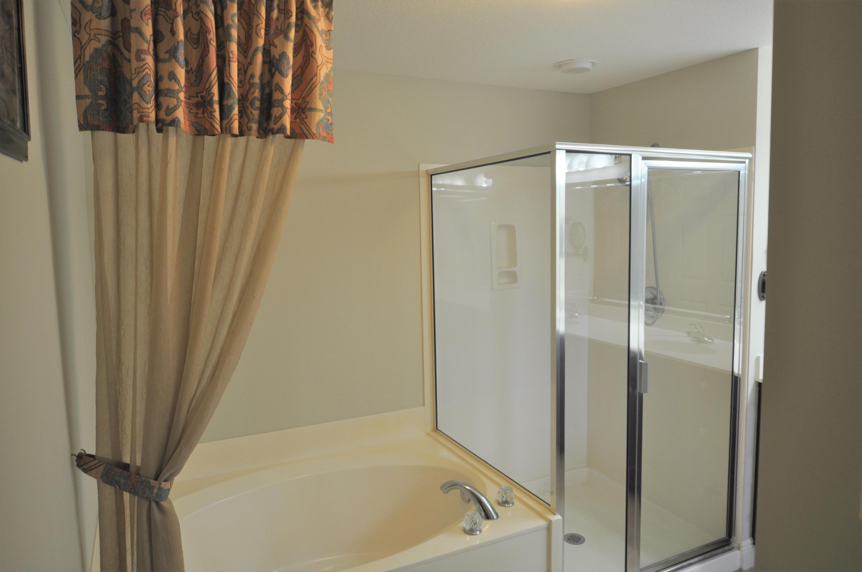 ARIEL DUNES II - Residential