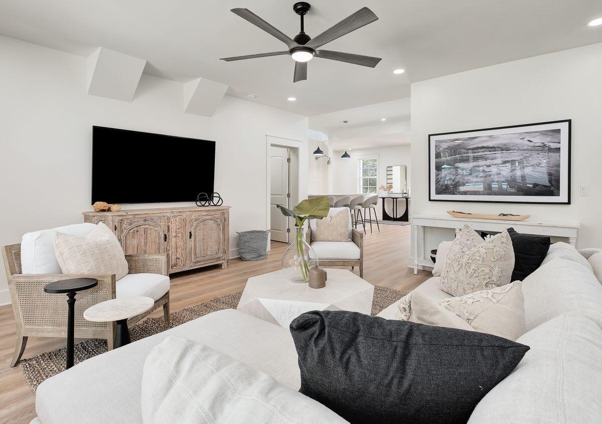 BEACH HIGHLAND 1ST ADD - Residential