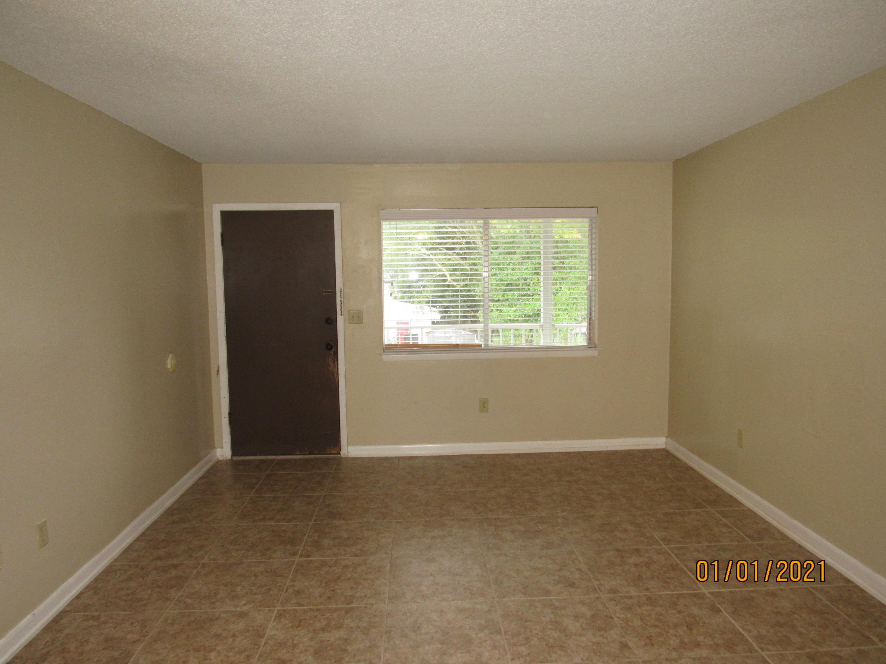 COLLEGE PARK CONDO - Residential Lease