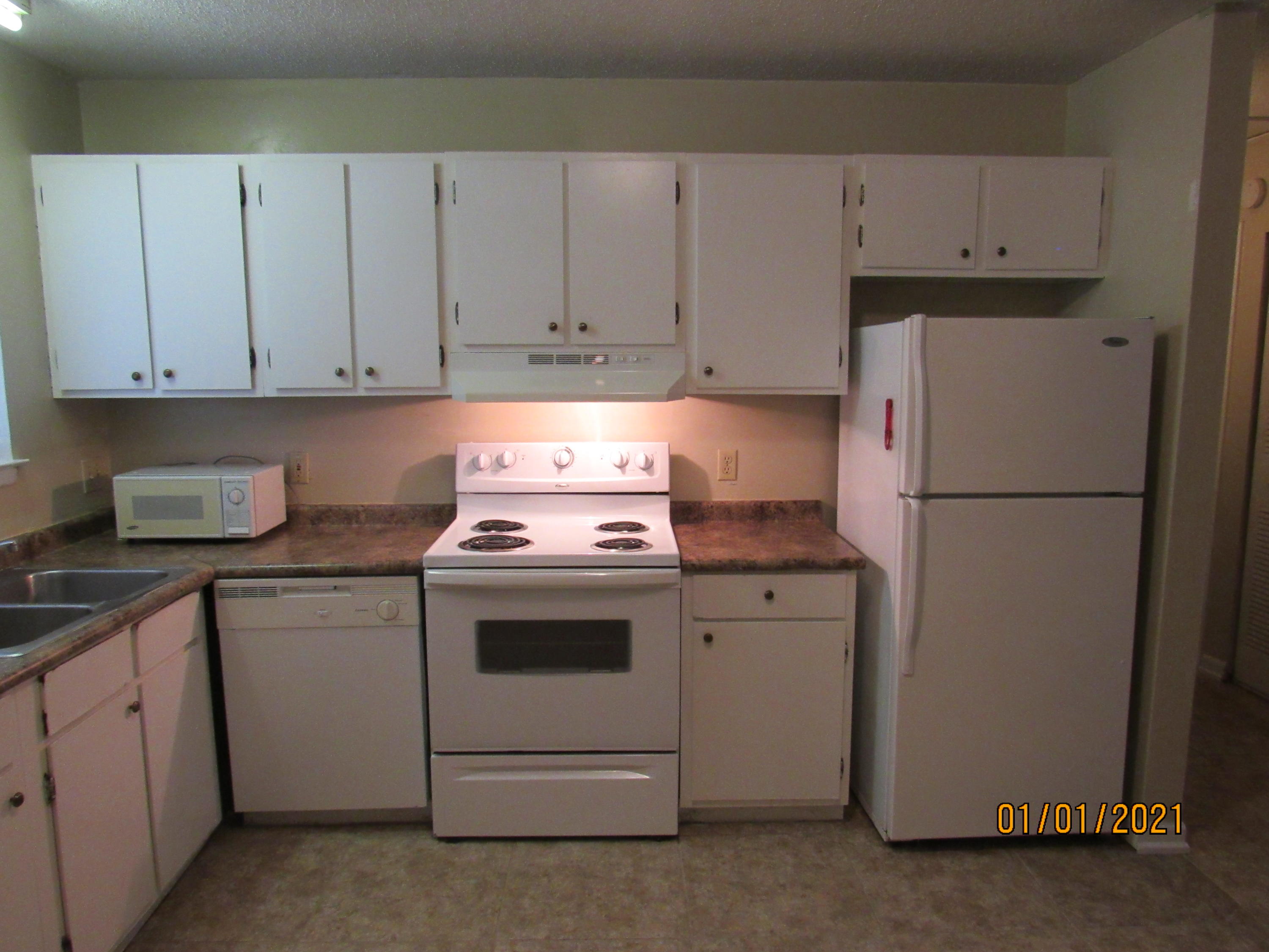 COLLEGE PARK CONDO - Residential Lease