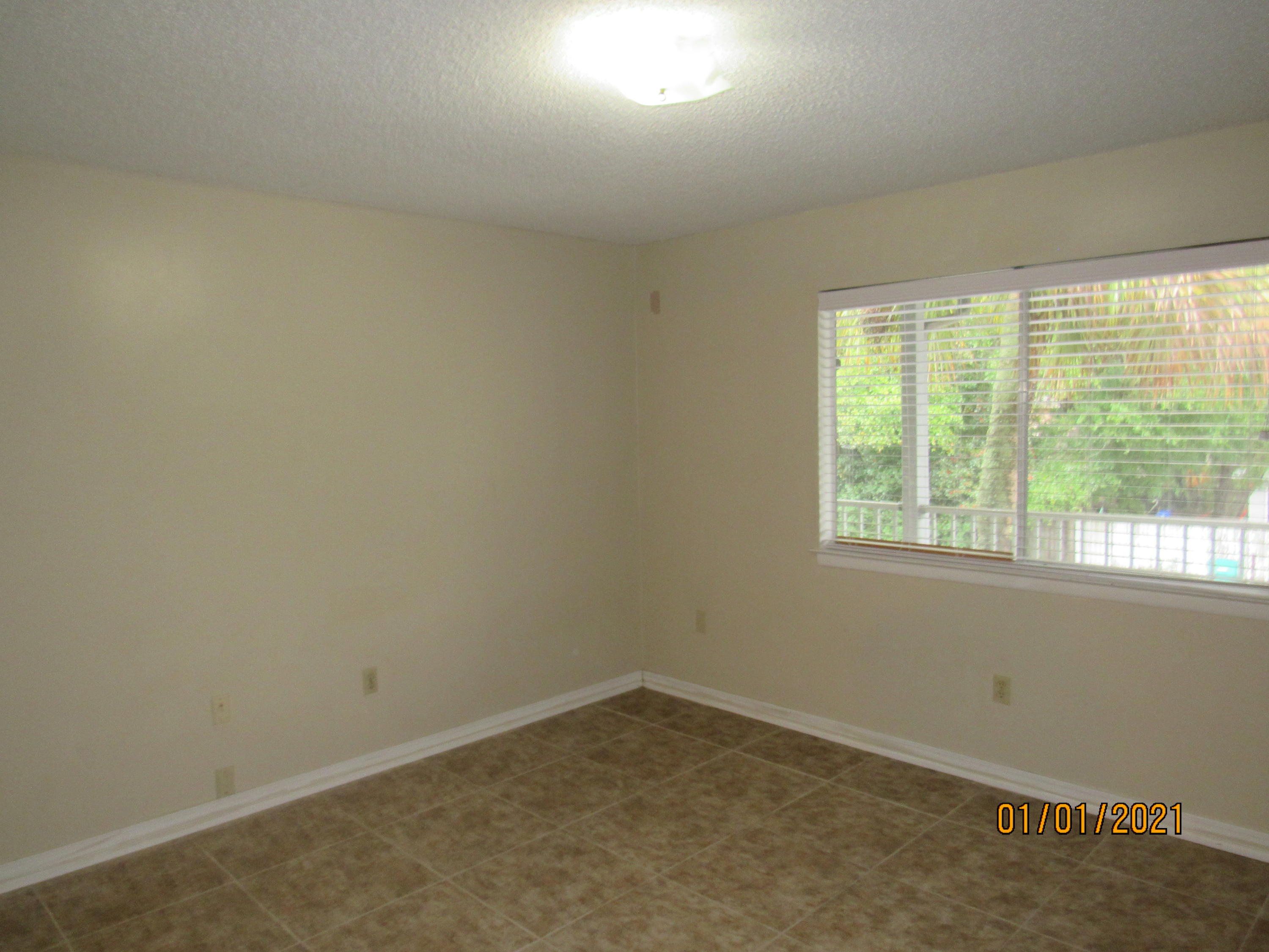 COLLEGE PARK CONDO - Residential Lease
