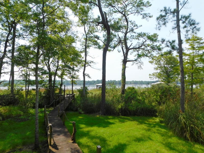 LAGRANGE SHORES - Residential