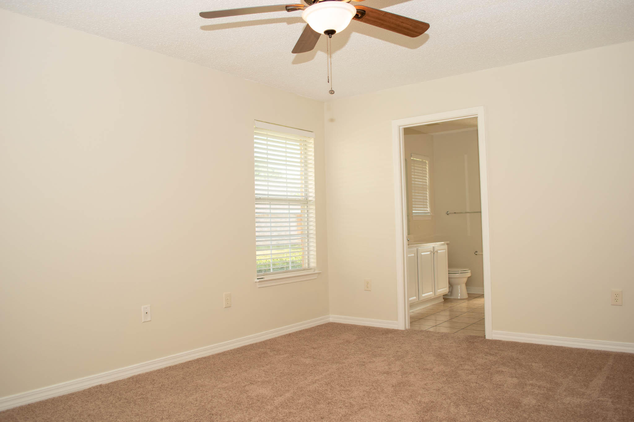 EMERALD LAKES PH 3 - Residential