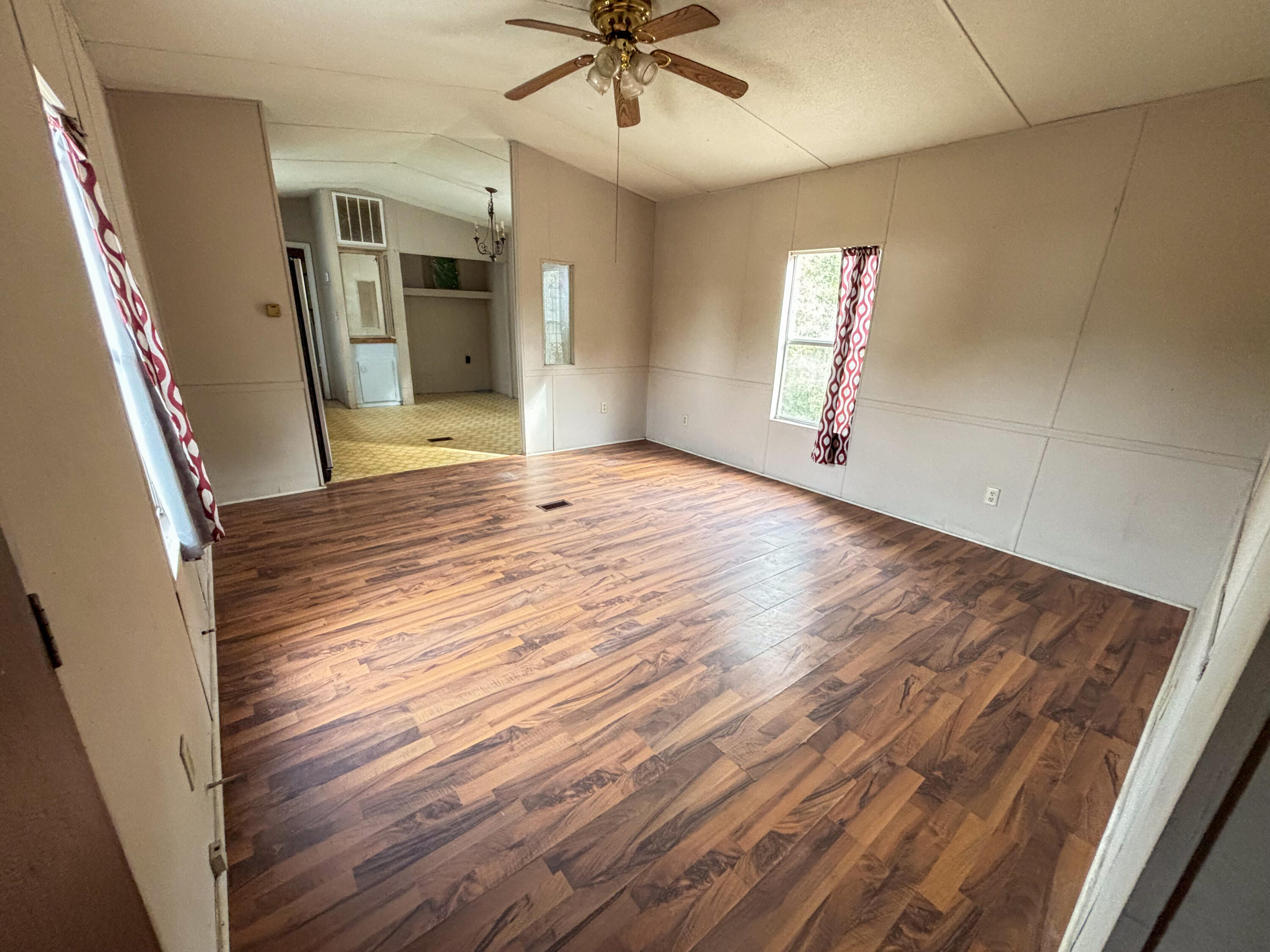 OAKWOOD HILLS UNIT 1 - Residential