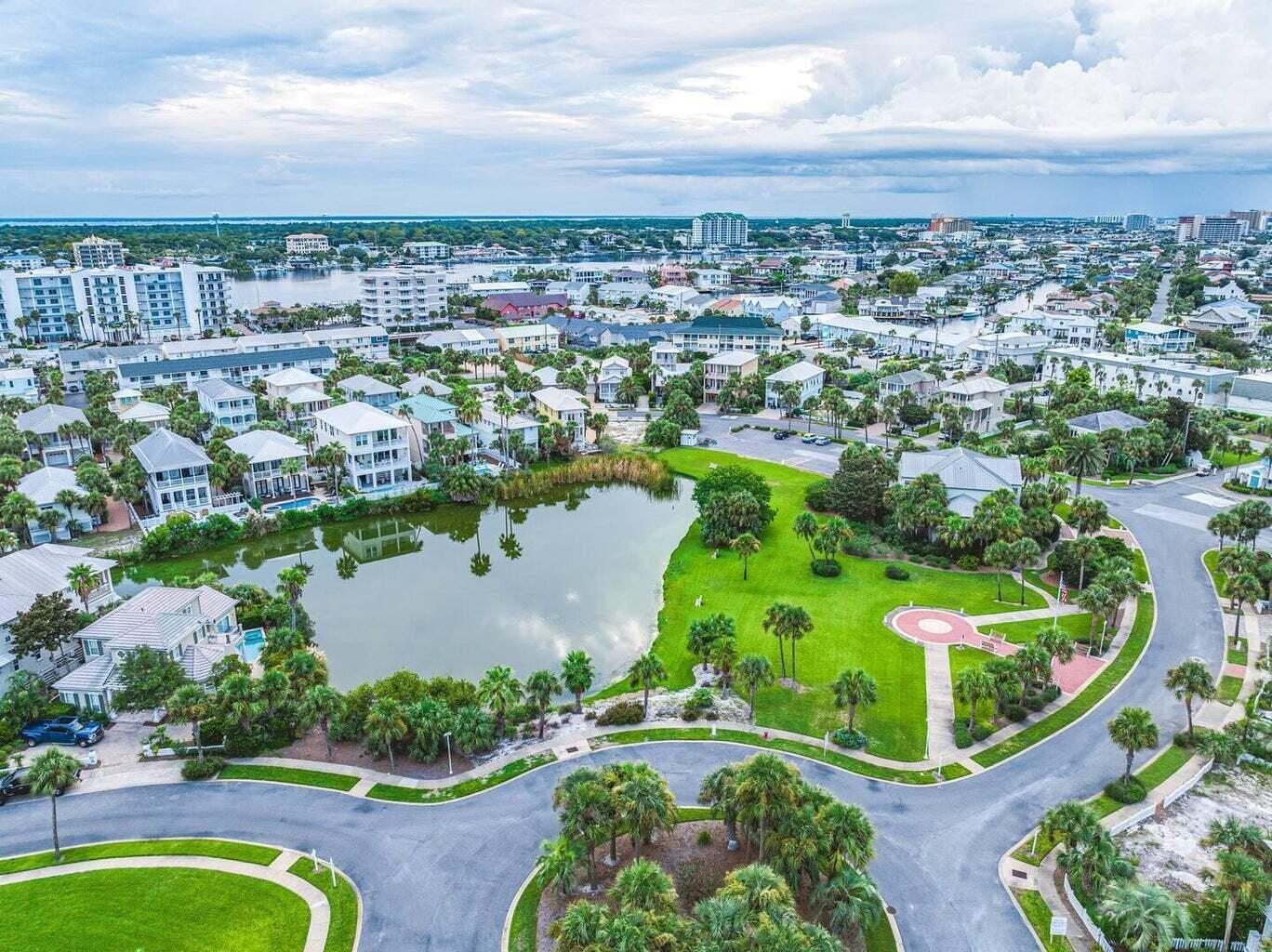 DESTIN POINTE - Residential