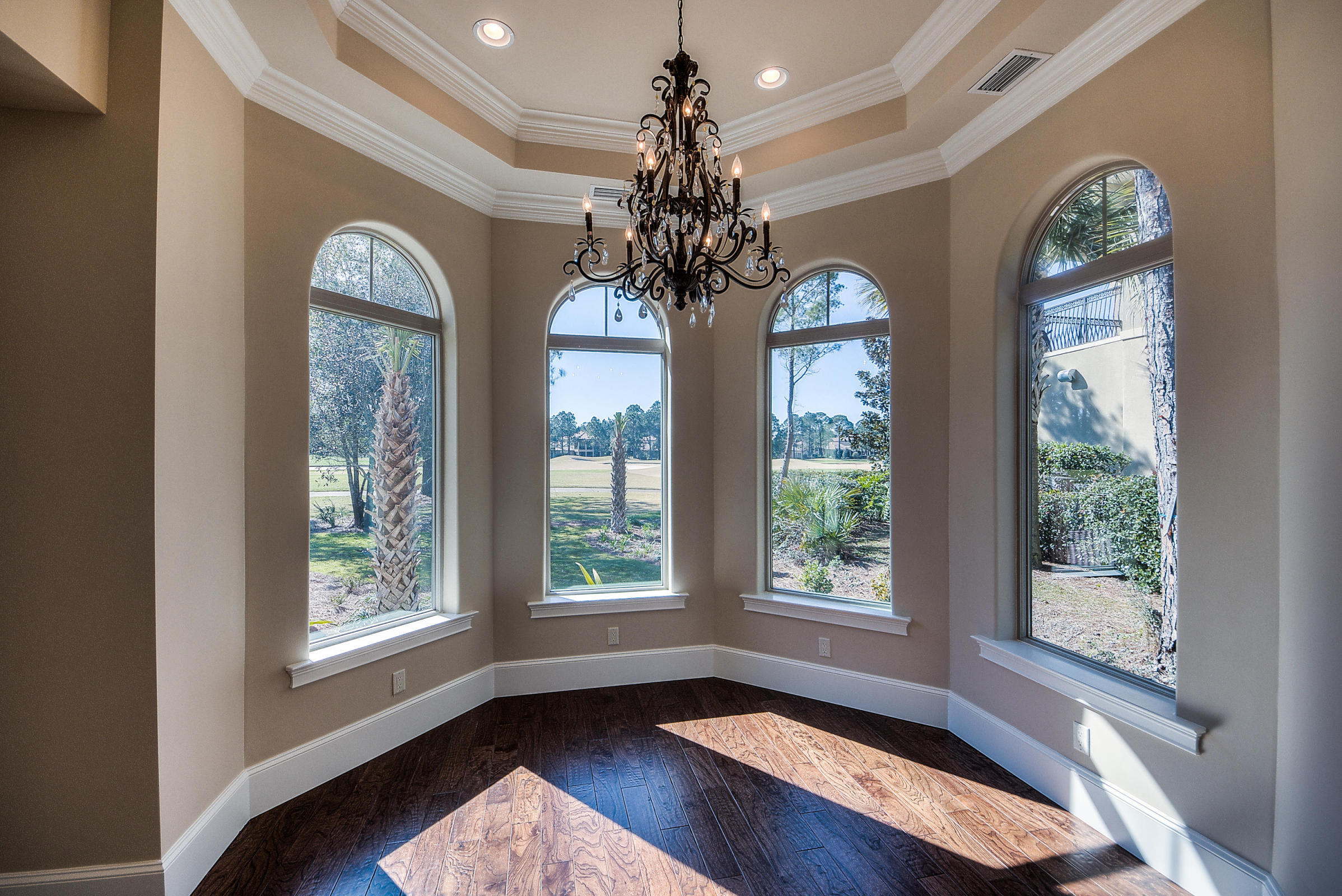 BURNT PINE - Residential