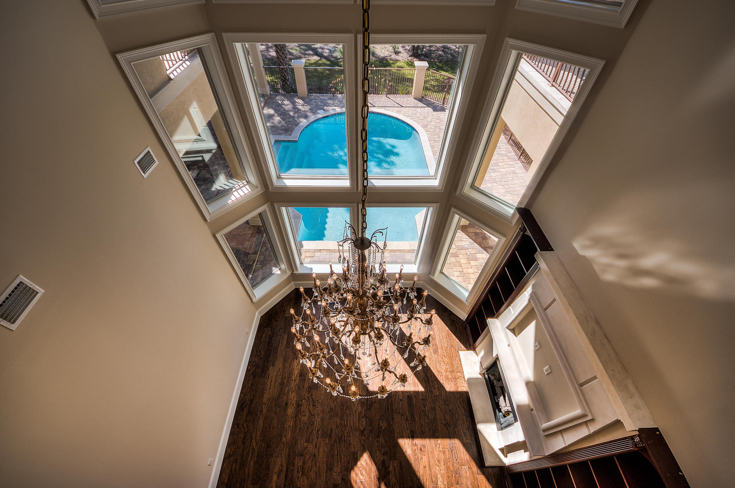 BURNT PINE - Residential