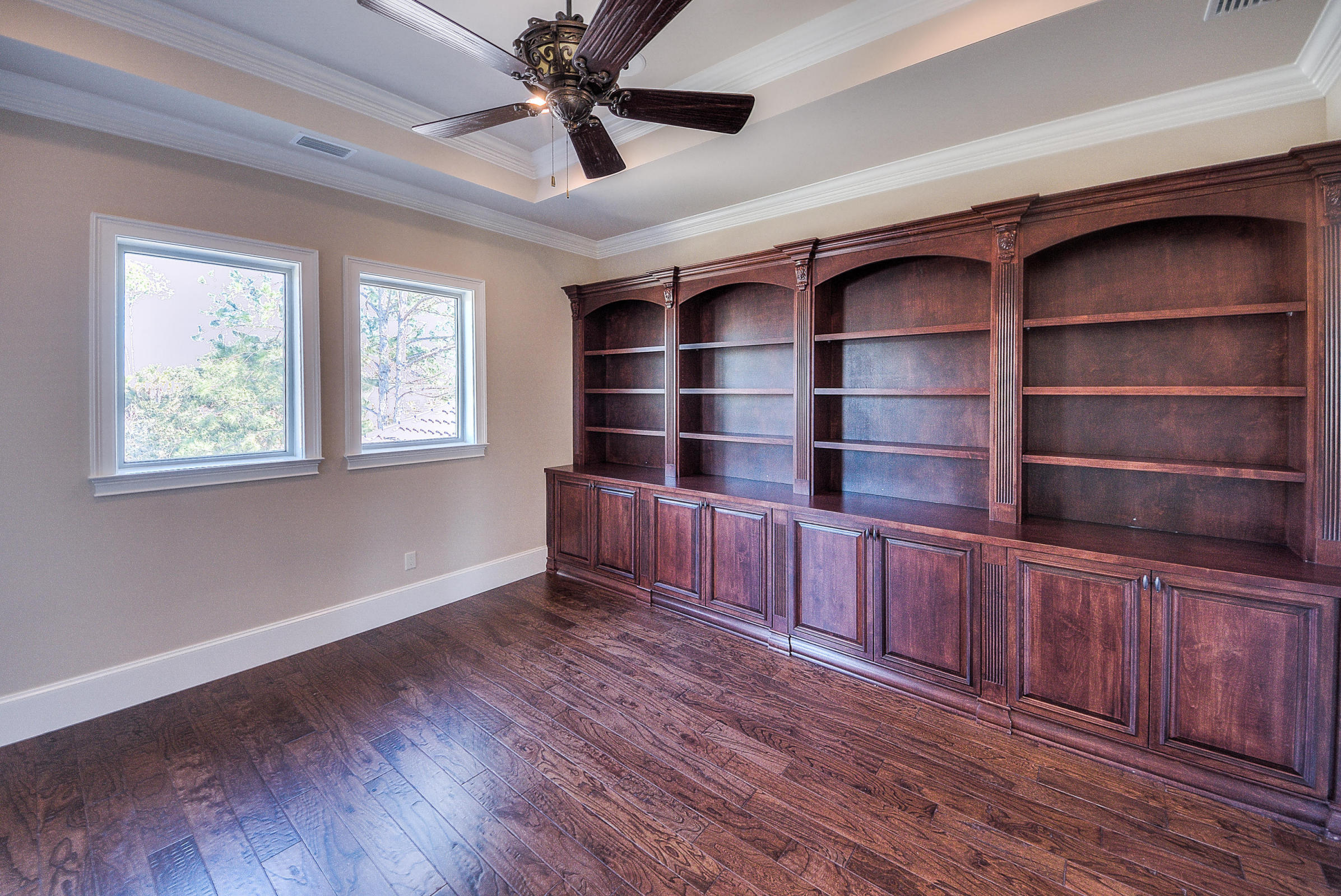 BURNT PINE - Residential