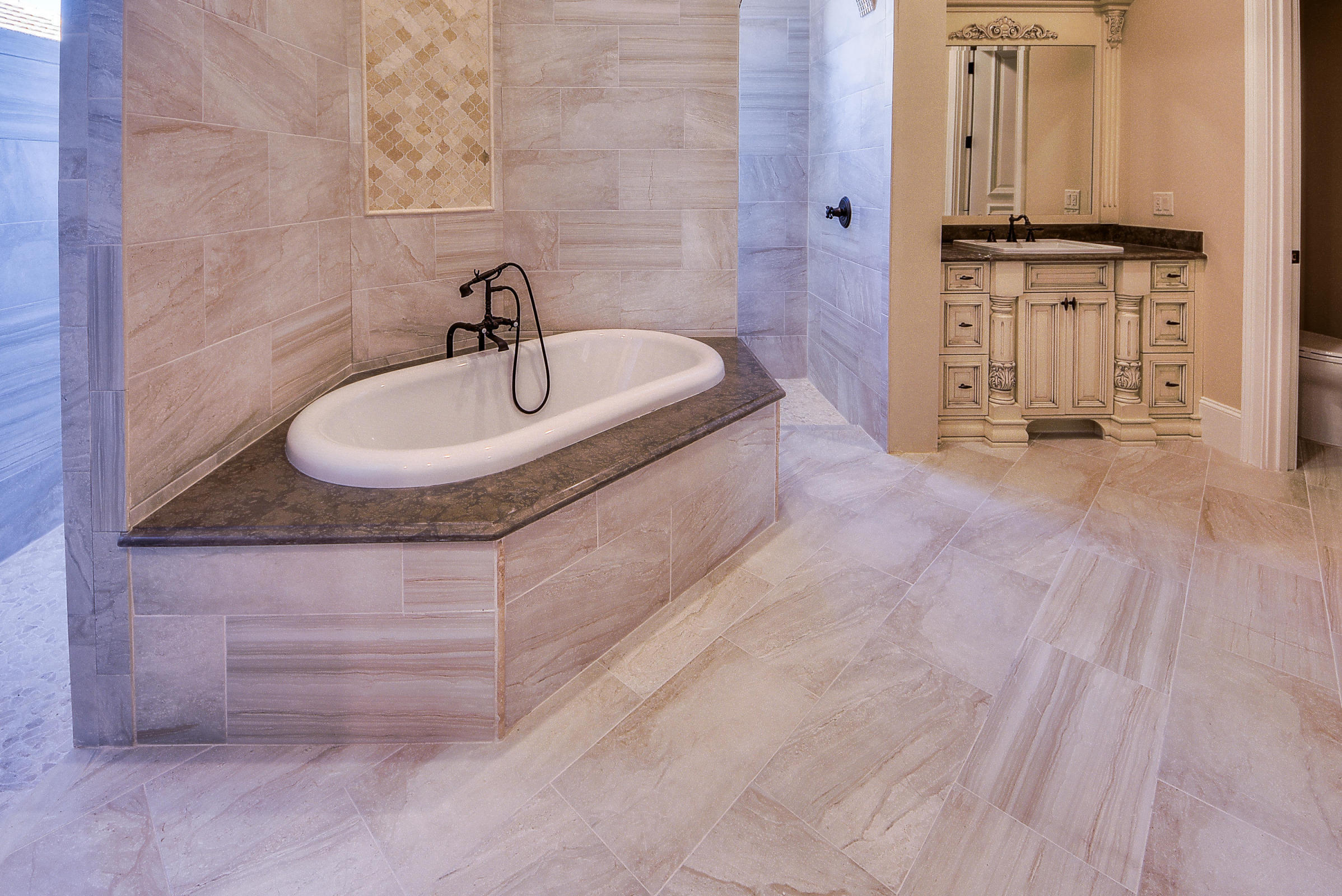 BURNT PINE - Residential